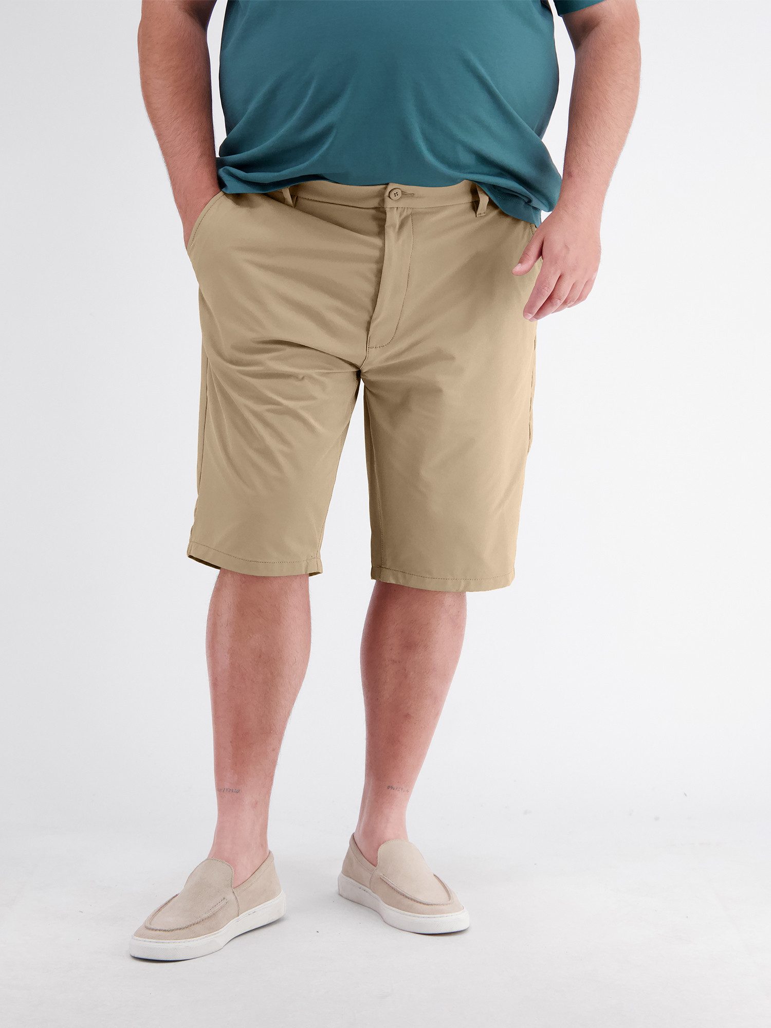 LERROS Chinoshorts Sportliche Chino-Shorts aus Nylon-Mix in großen Größen