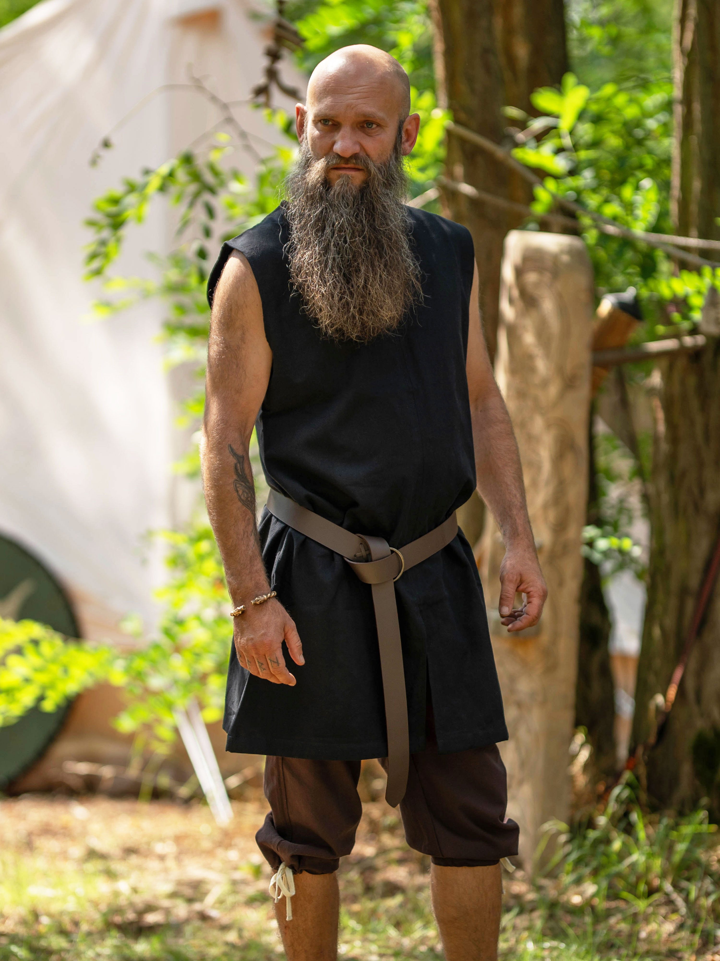 Vehi Mercatus Wikinger-Kostüm Schlichte Mittelalter Tunika ärmellos Schwarz "Viggo"