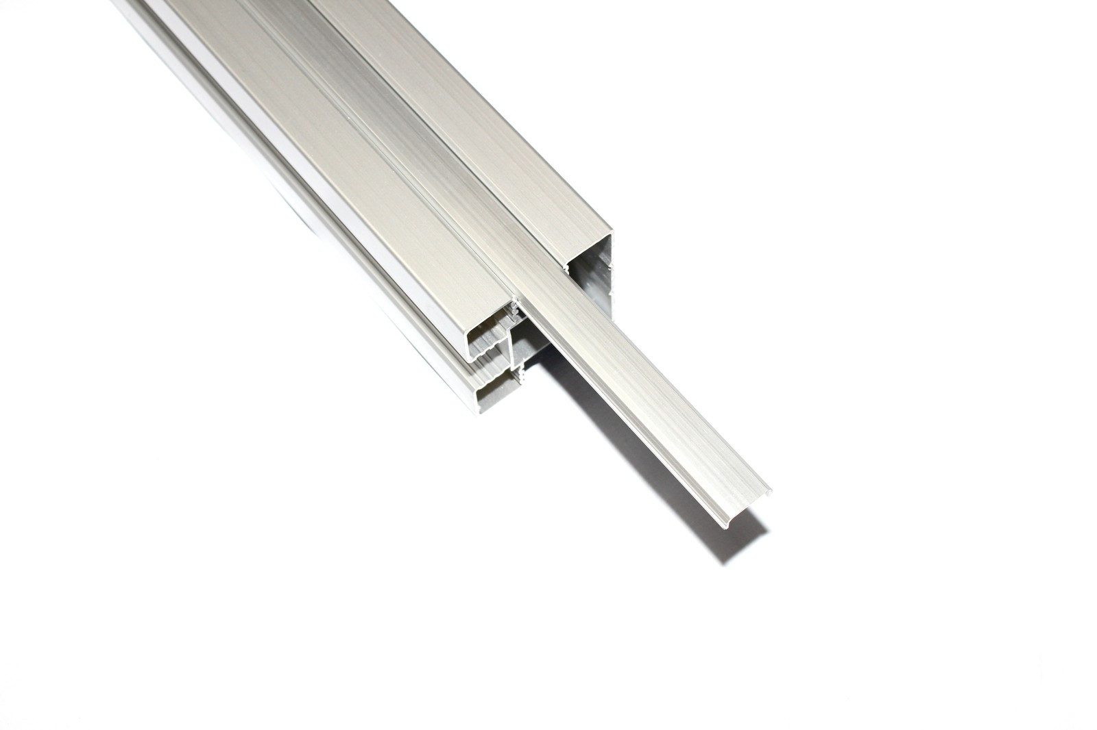 WPC Profi Zaunpfosten Sichtschutz Zaunpfosten Aluminium Pfosten Zaunpfahl 240 x 6,8 x 6,8 cm, (Komplettset, 1-St., mit Blende und Kappe)