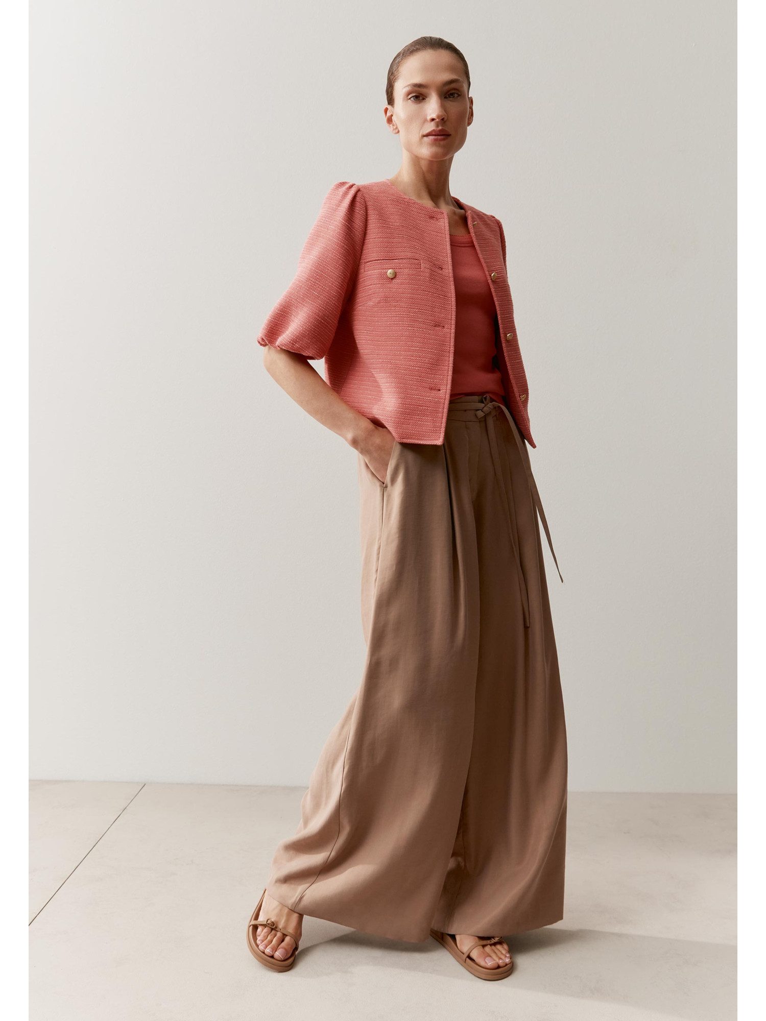 MORE&MORE Kurzblazer femininer, edler Kurzblazer, Ballonärmel