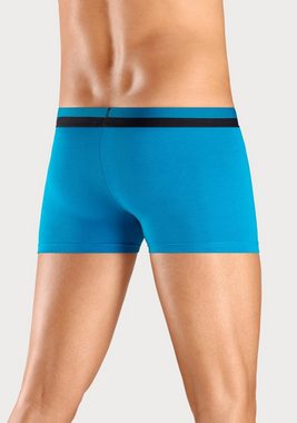 Bruno Banani Boxer (Packung, 4-St) mit erhabenem Logo-Druck auf dem Bund