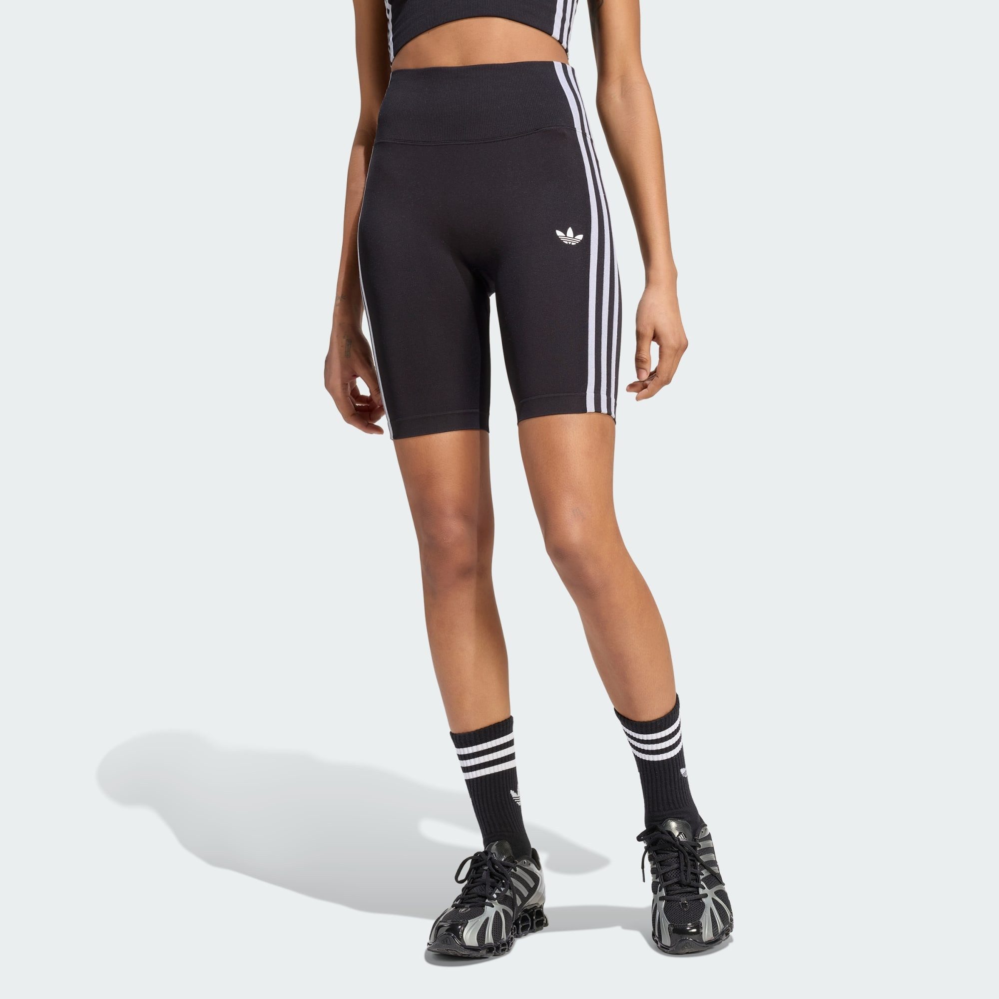 adidas Originals Leggings ESSENTIALS 3 STREIFEN SEAMLESS SHORTS, 13 CM (1-tlg)