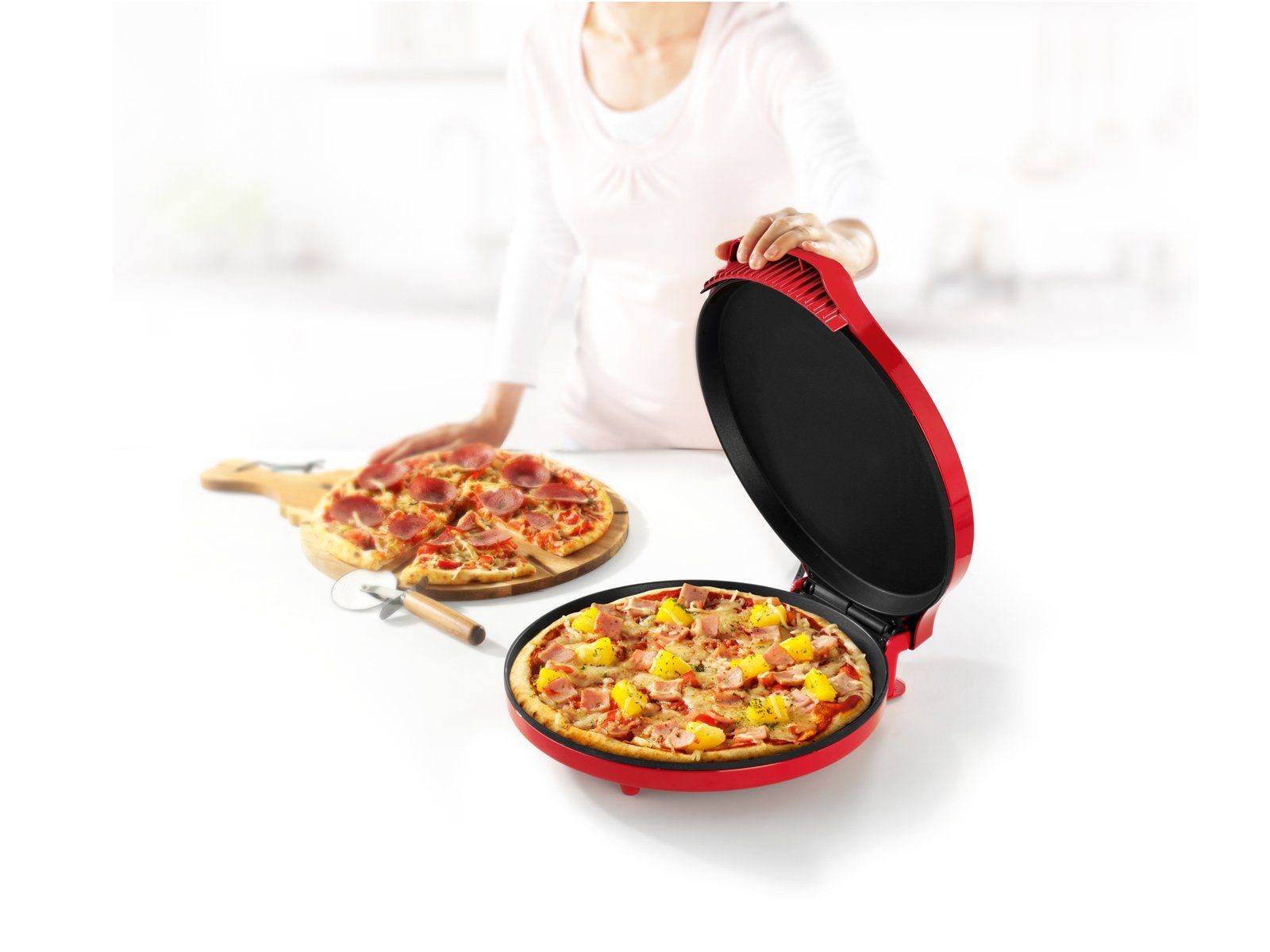 PRINCESS Elektrische Pizzapfanne, 1450 W, Pizzamaker, Pizzabäcker Tisch Pizzaofen, Ø30cm Flammkuchenofen in Rot