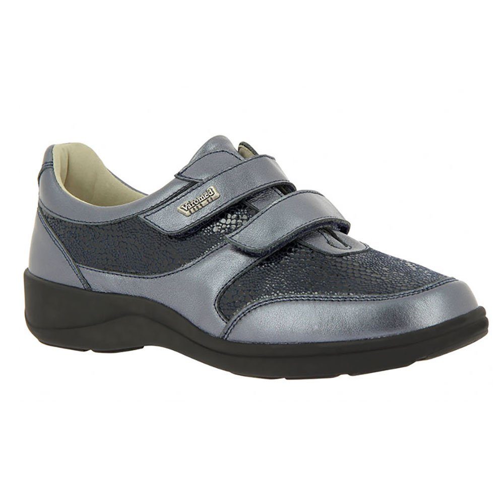 Schnürschuh