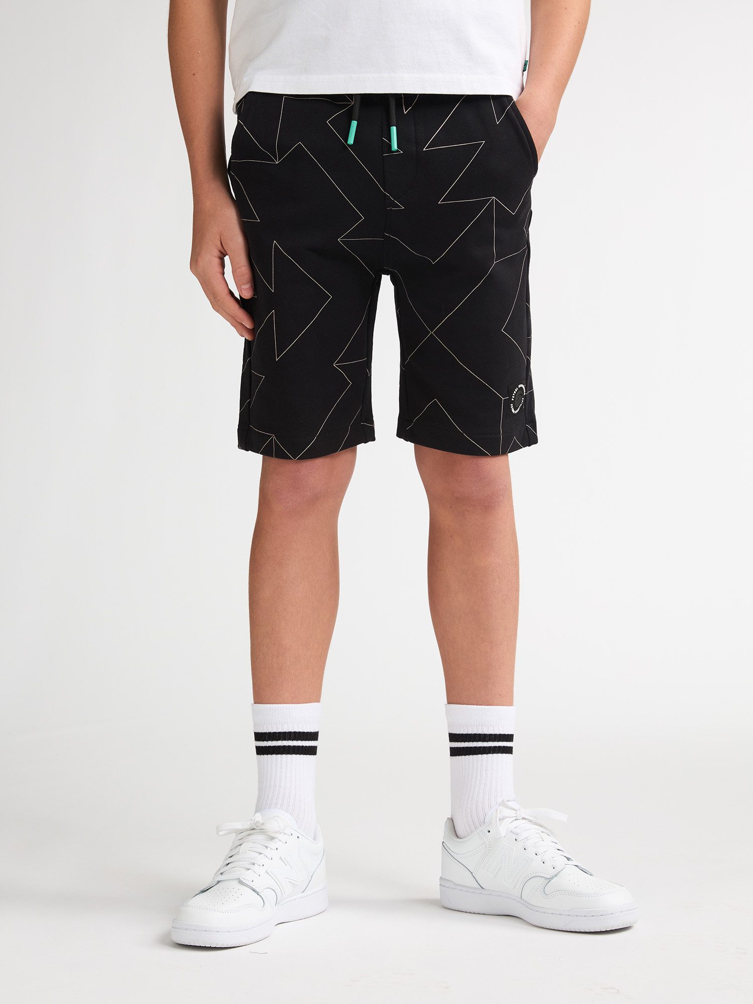 Petrol Industries Shorts Cedros
