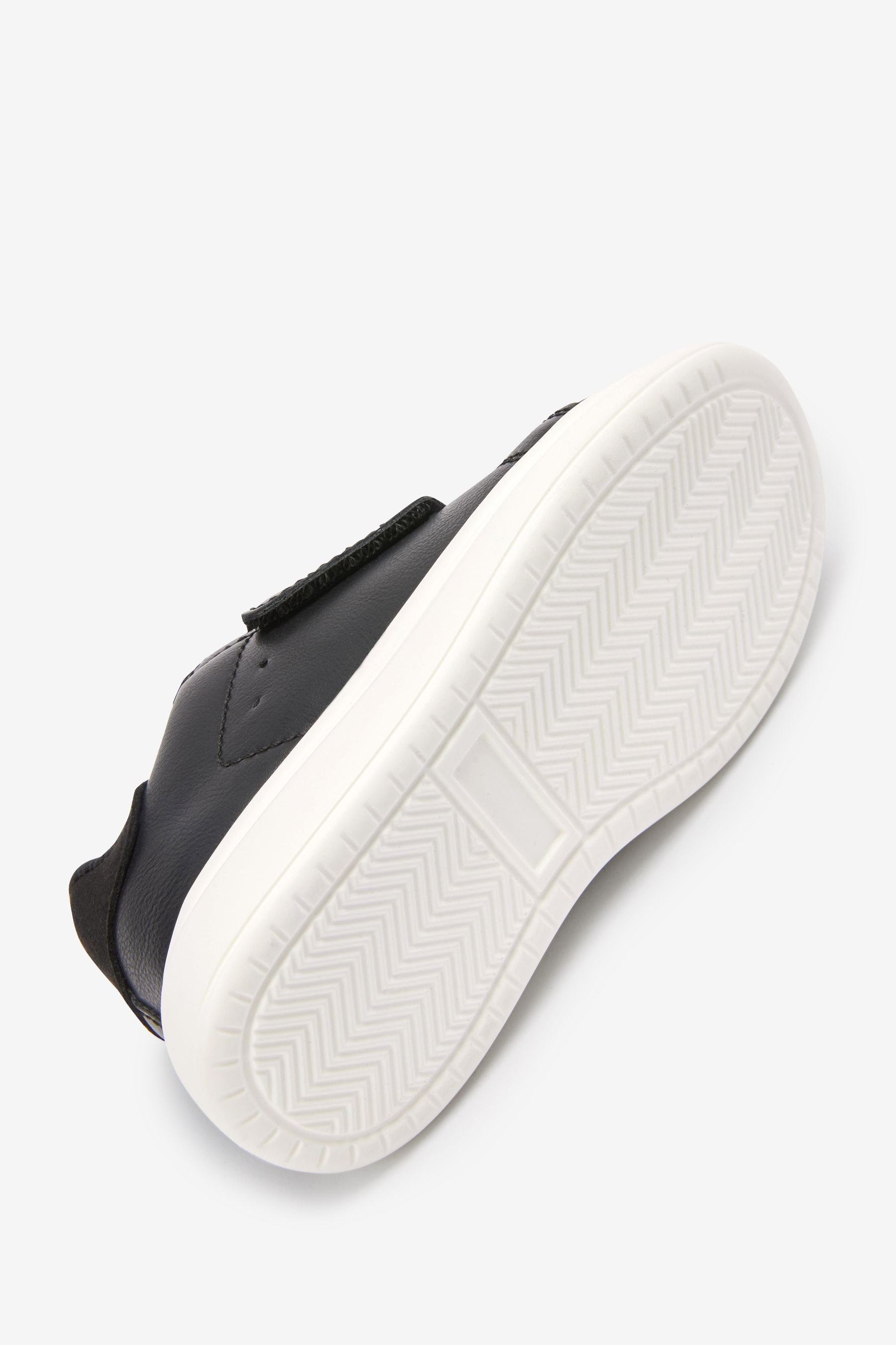 Next (1-tlg) Kompakte Sneaker Black Sneaker