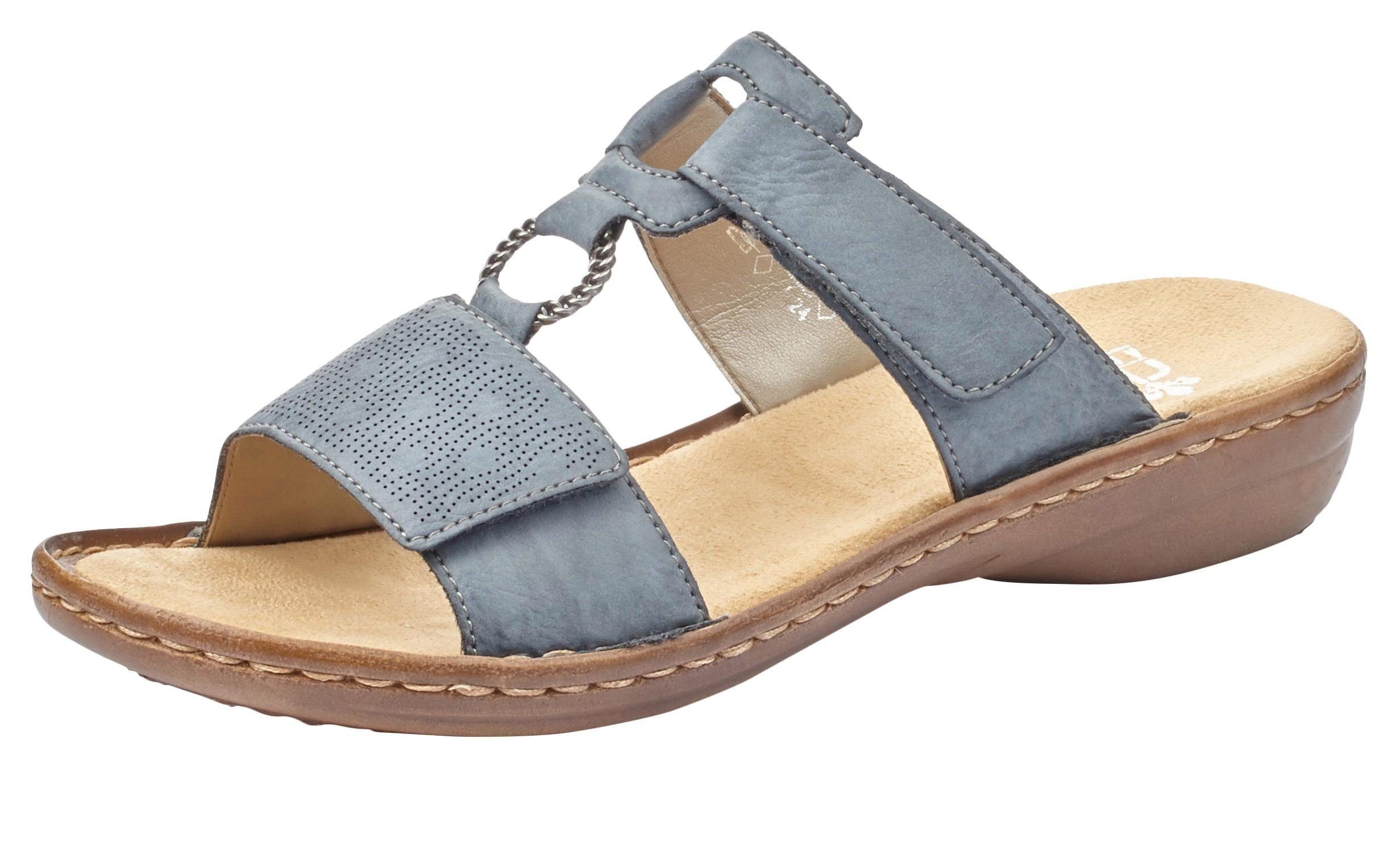 Pantolette jeansblau Rieker mit Schmuckring