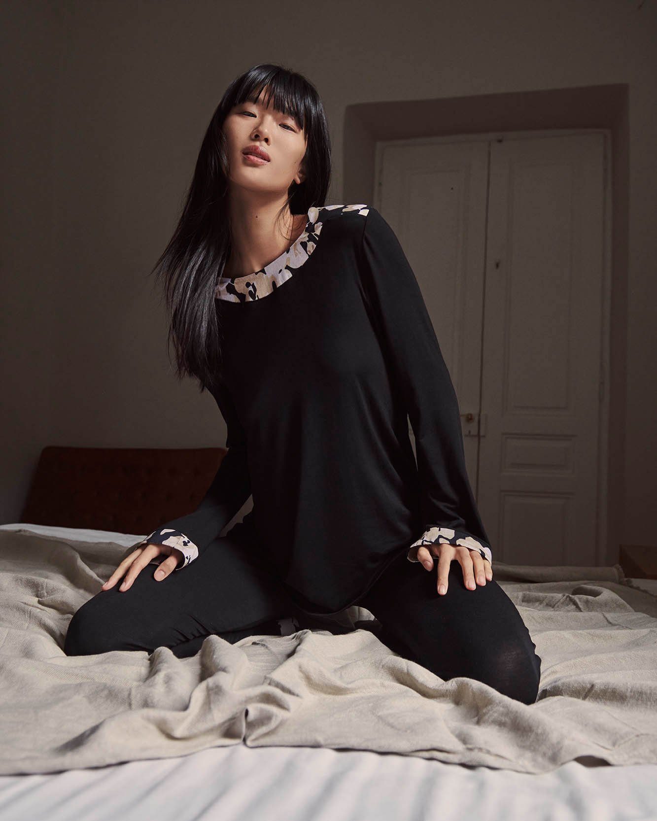 Schlafanzug Vamp Damen Schlafanzug (Set, schwarz Set) 2-teilig, exquisiter Langarm, Pyjama tlg., 2