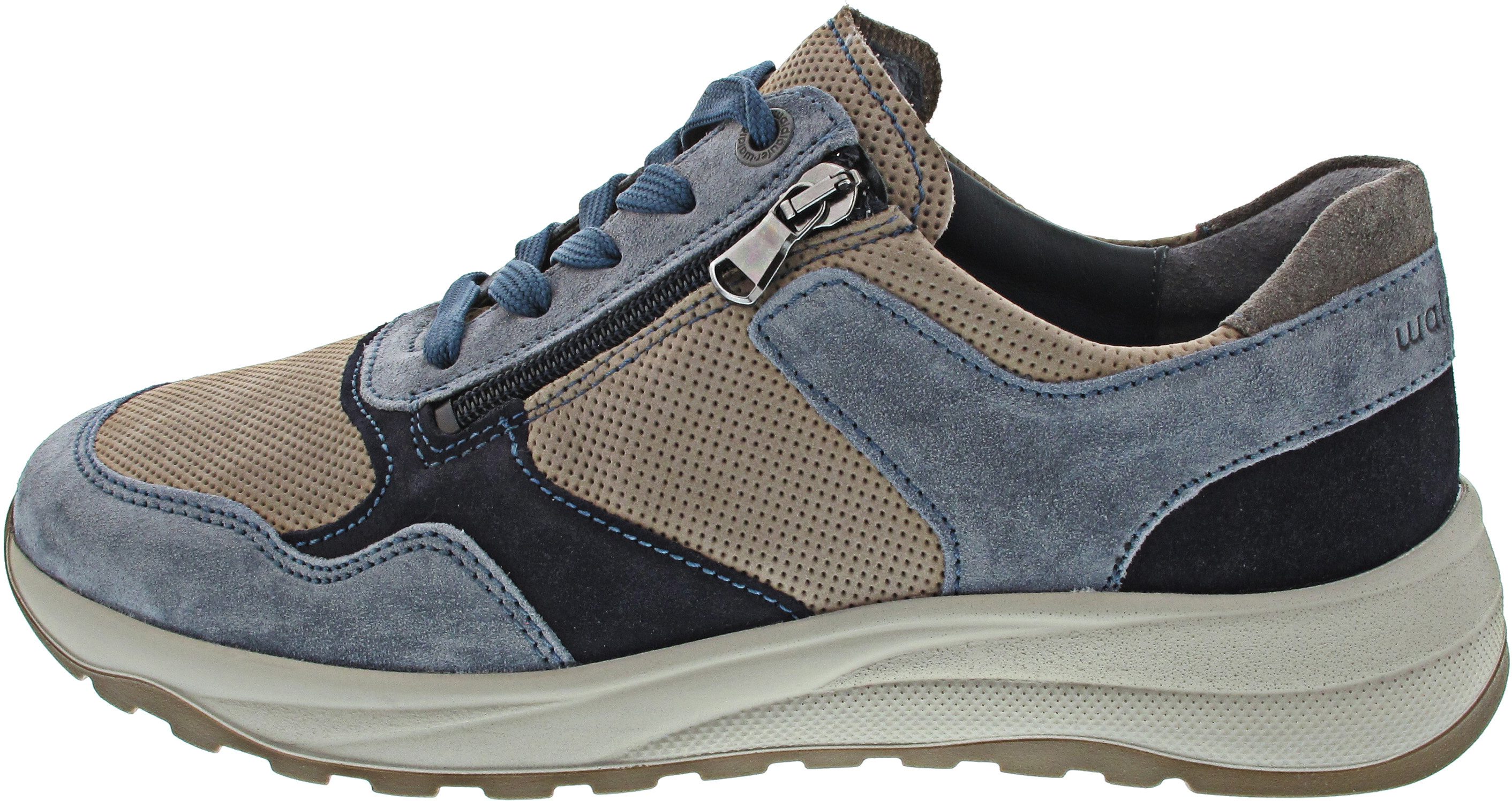 Schnürschuh