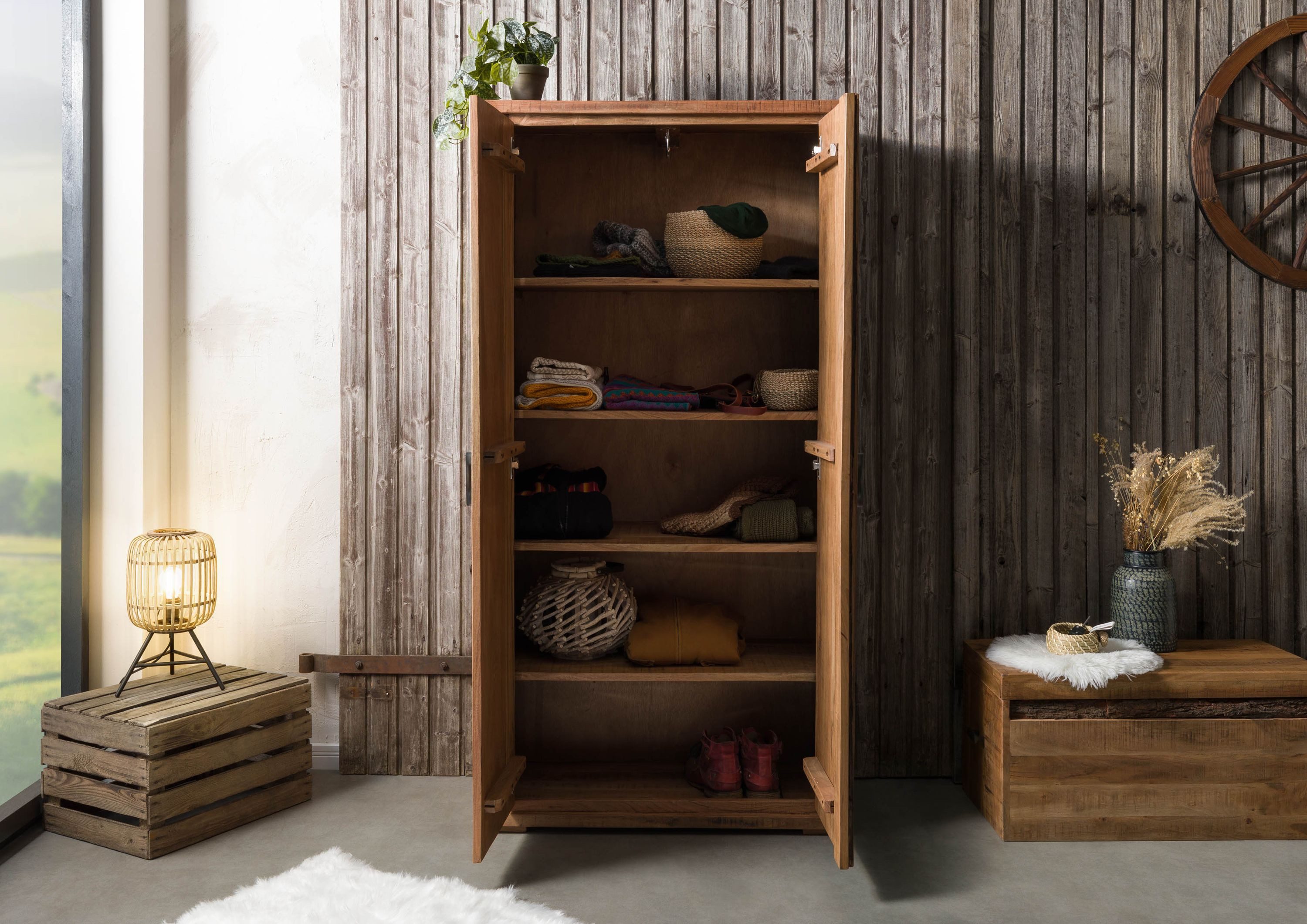 Massivmoebel24 Garderobenschrank BARK (Akazie 88x45x180 natur lackiert BARK #118) Akazie 88x45x180 natur lackiert BARK #118