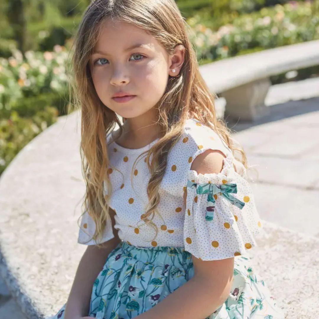 suebidou Blusentop Mädchenbluse Polka Dots Kurzarm mit Schleifen-Details nachhaltig, kreativ