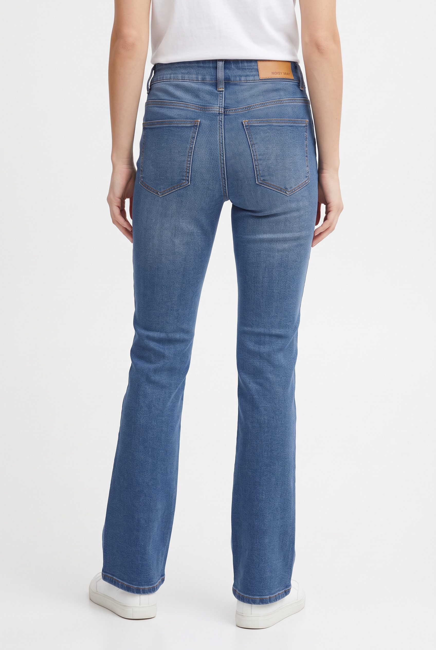 Noisy may Bootcut-Jeans NMSTEVIE MW BOOTCUT JEANS VI632MB Baumwollmischung – Bild 2 von 5