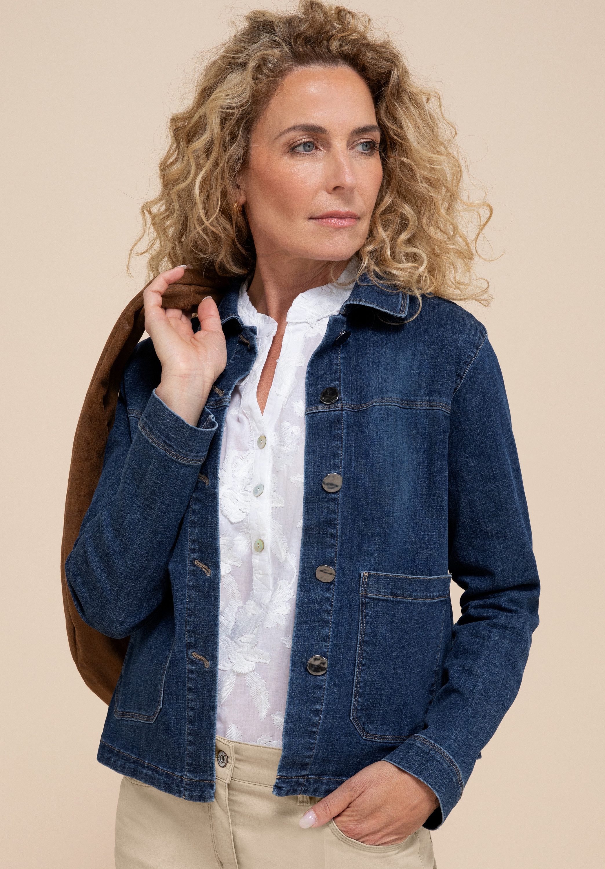 bianca Jeansjacke KATHERIN in modernem Design in coolem Jeans günstig online kaufen