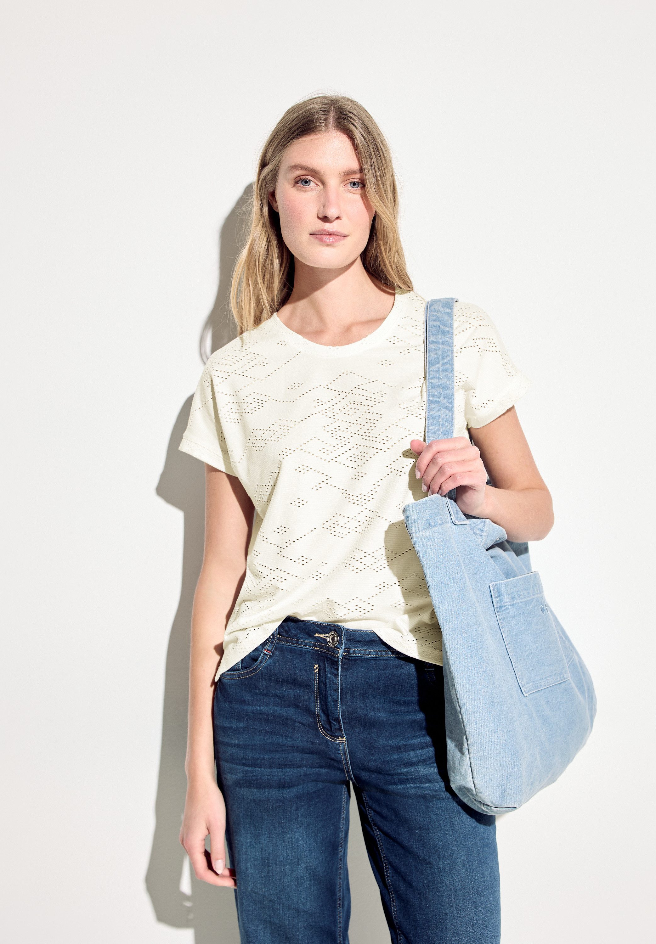 CECIL T-Shirt mit Lochmuster in Ornamentform günstig online kaufen