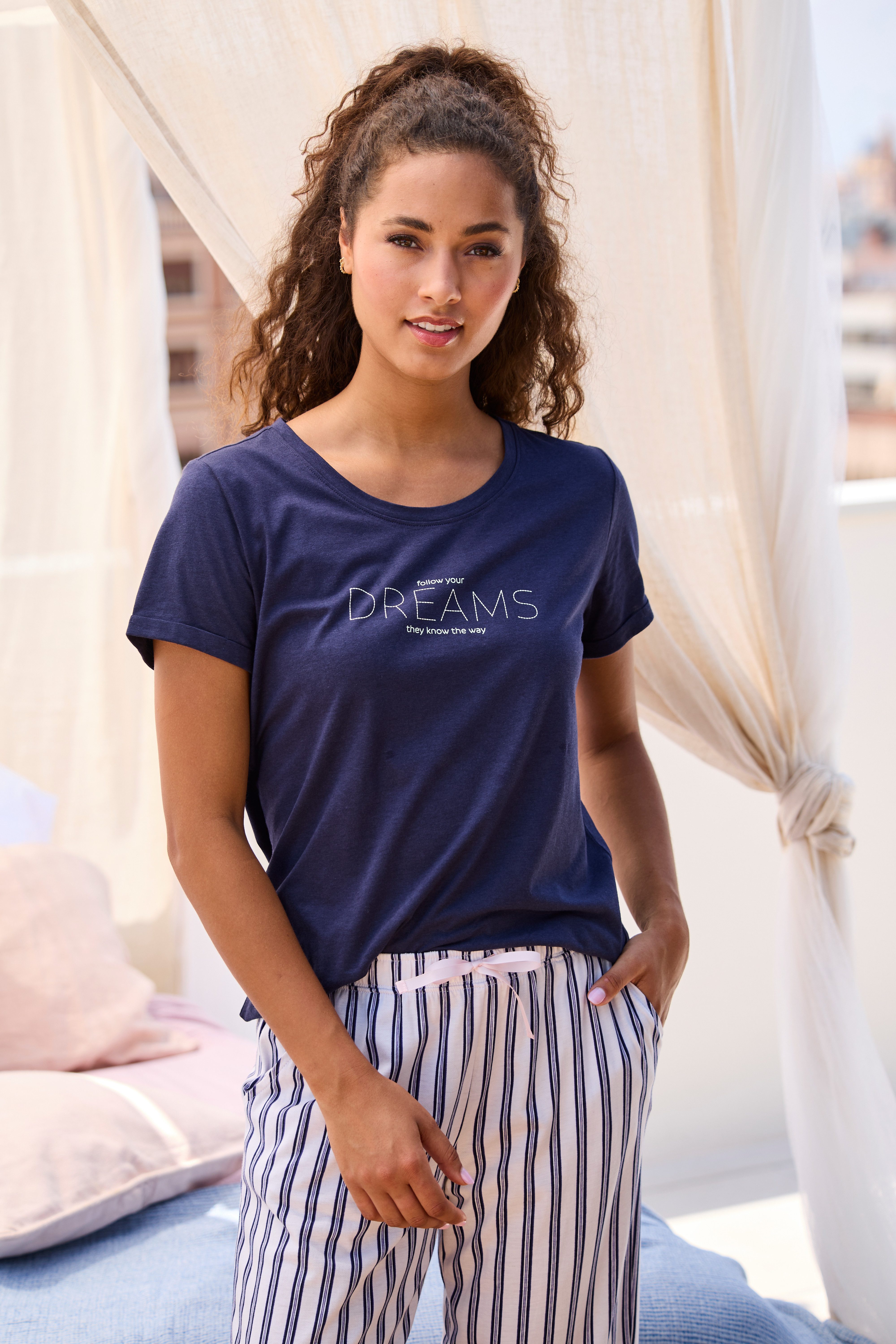 s.Oliver Pyjamaoberteil mit Frontdruck
