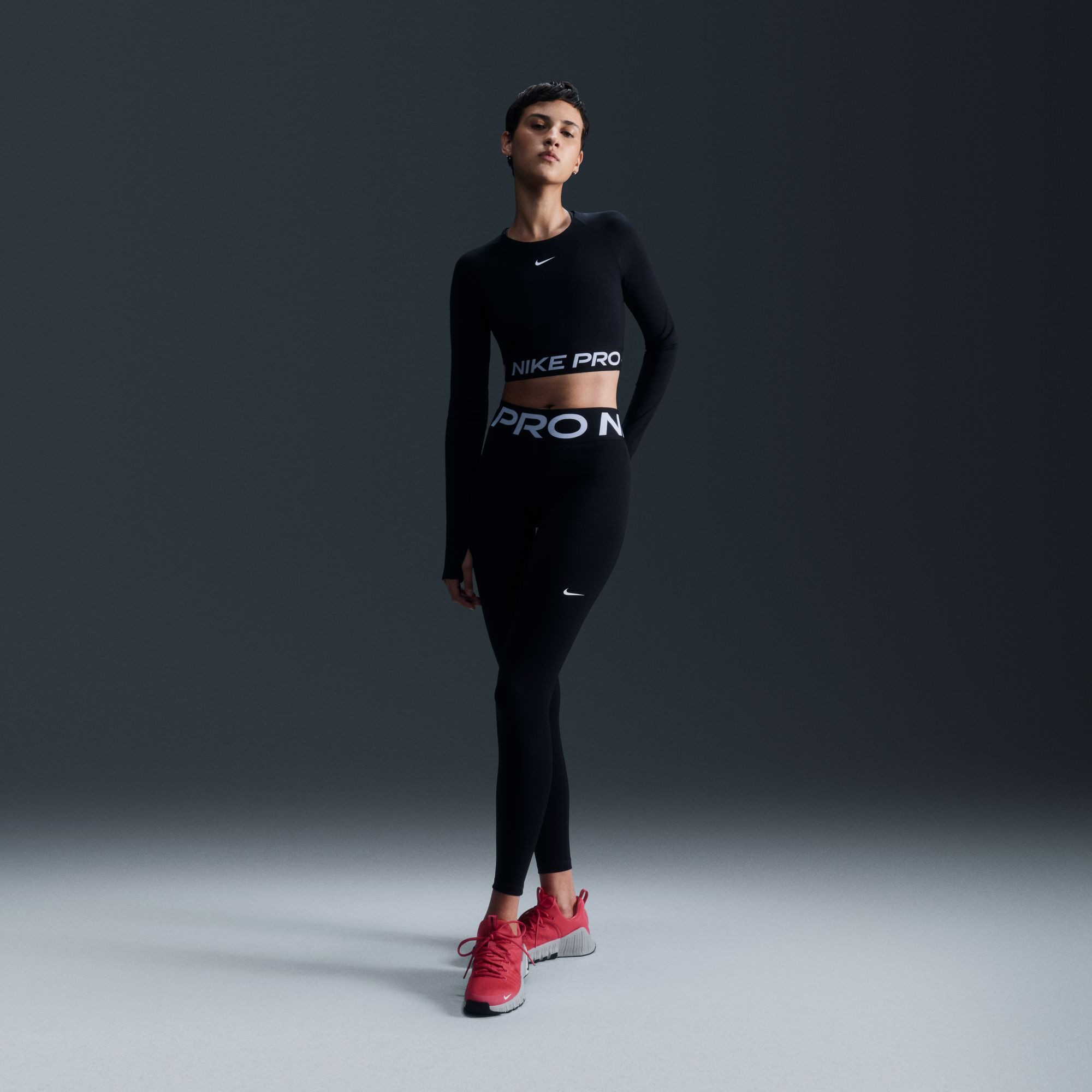 Nike Funktionsshirt NIKE PRO DF 365 CROP LS Rundhalsausschnitt, Kurzarm, leichtes, geschmeidiges Material