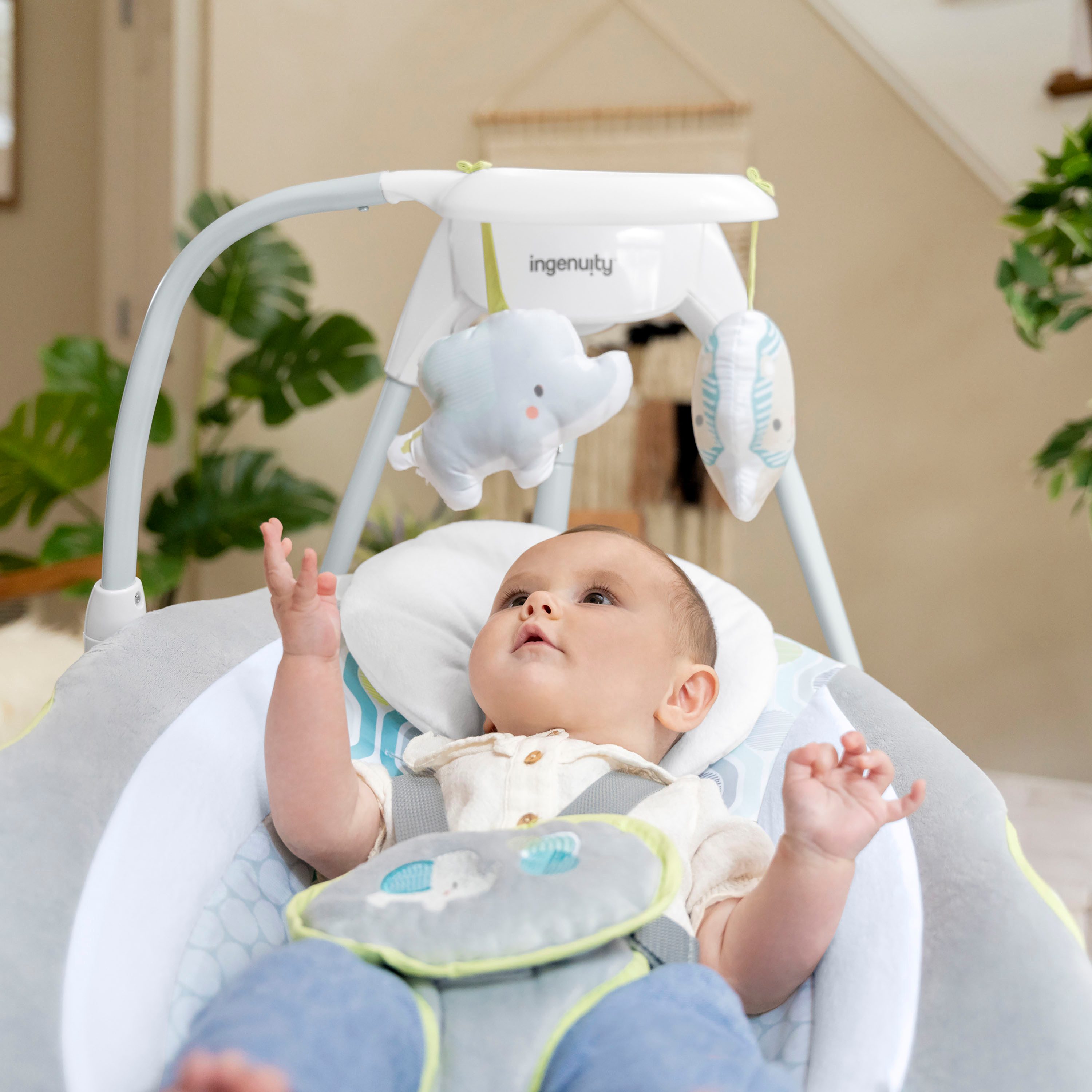 ingenuity Babywippe SimpleComfort Compact Soothing Swing - Everston, mit Sound-Effekt – Bild 4 von 5