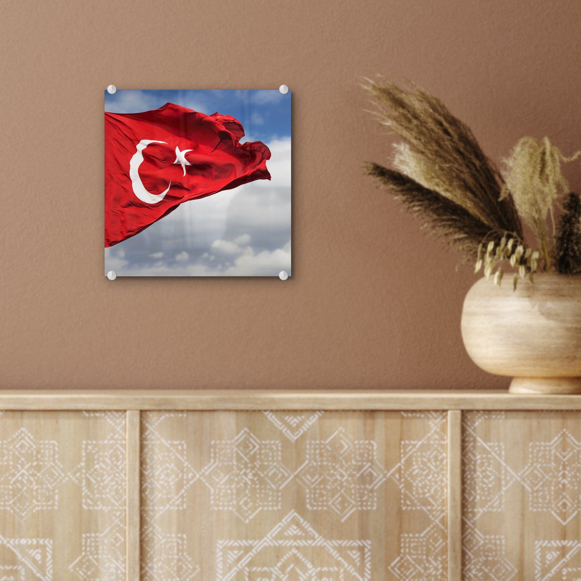 auf Eine Acrylglasbild Glas auf Glasbilder Bilder türkische im - - (1 - Flagge Wind, Glas Foto MuchoWow Wandbild St), Wanddekoration