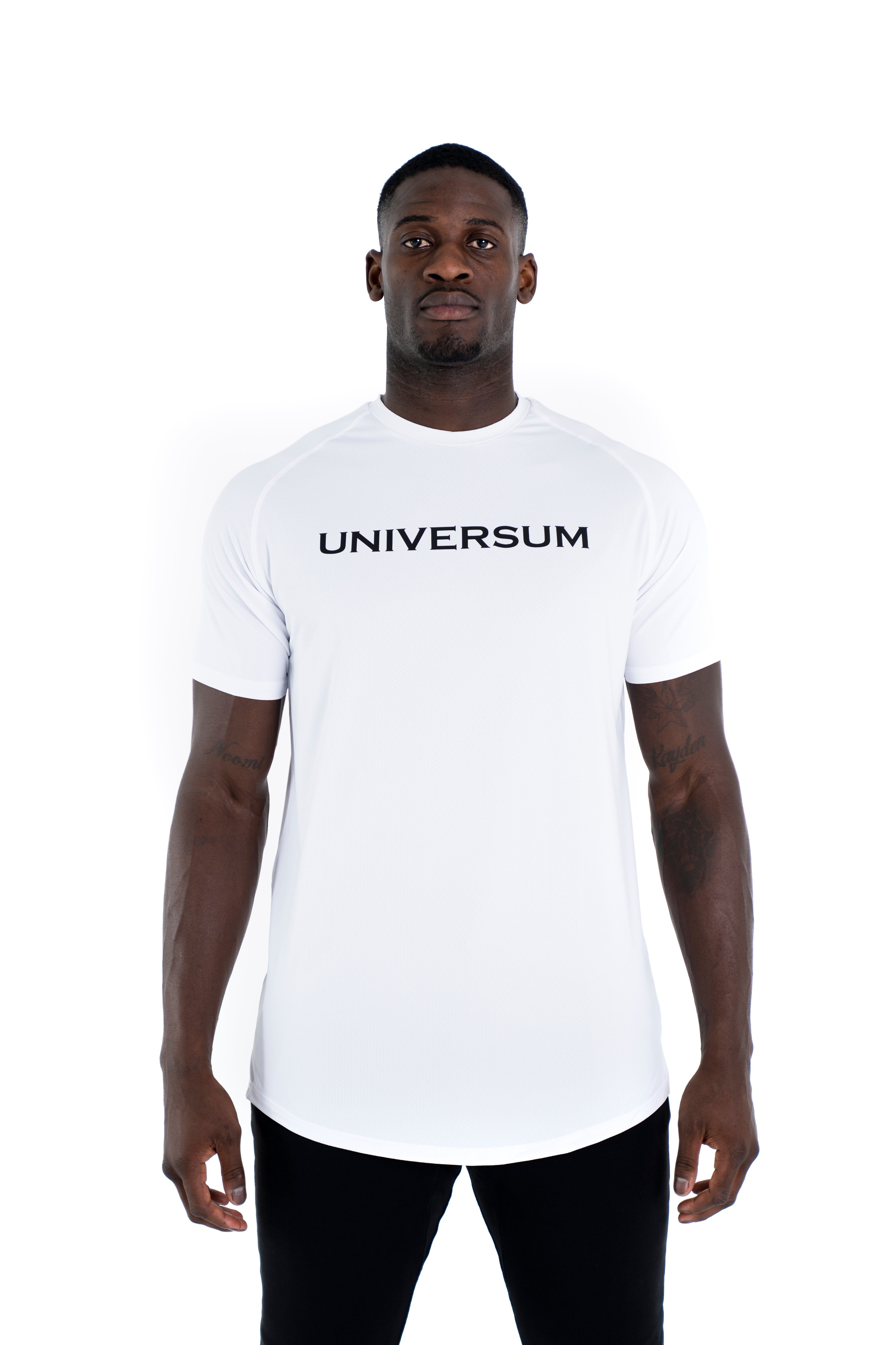 Figurbetont Funktionsshirt weiß Sportlicher Universum elastisch T-Shirt Abgerundeter und Schulterschnitt, Sportwear Saum