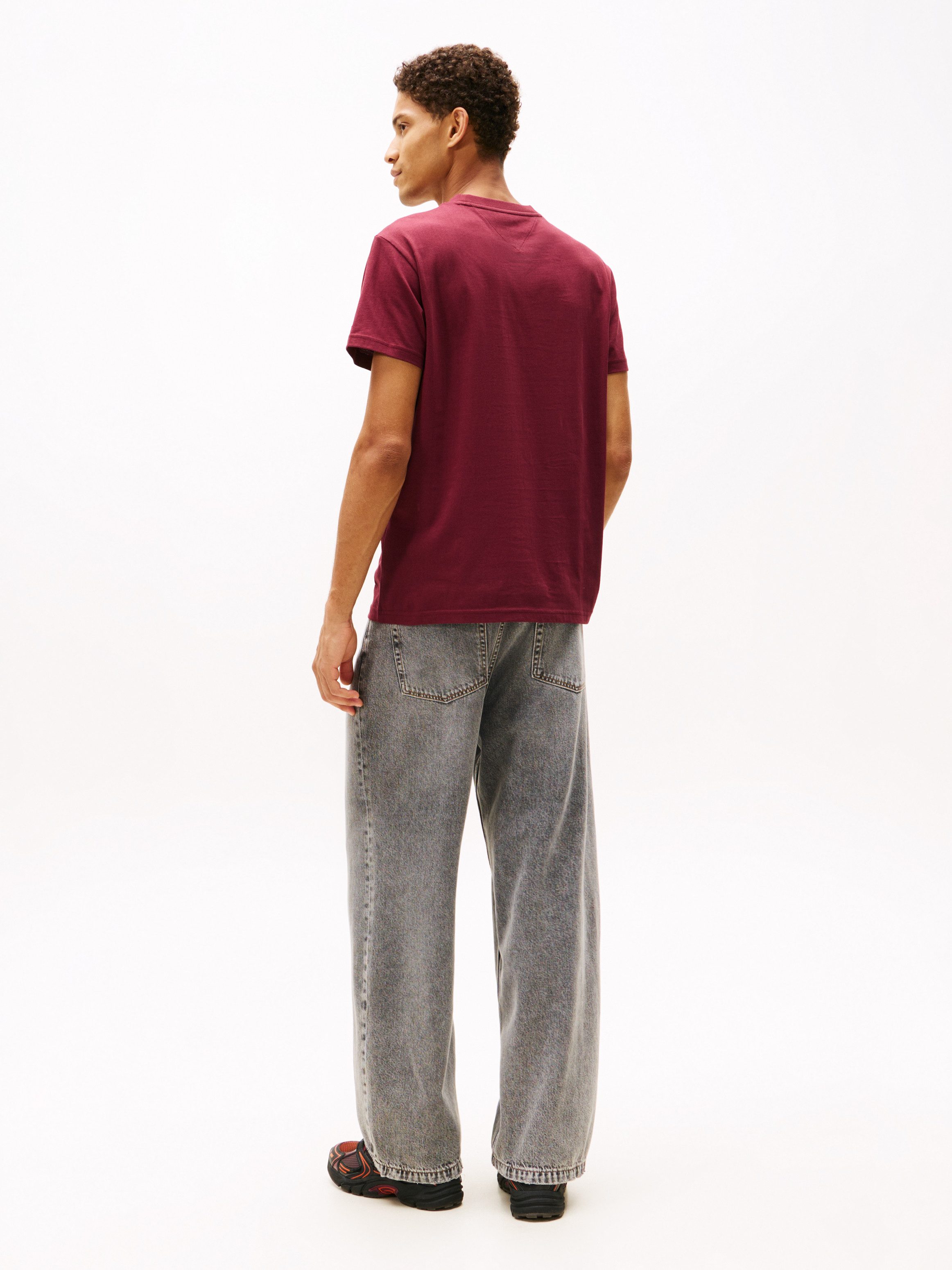 Tommy Jeans T-Shirt FONT PLAY TEE Slim fit mit Rundhalsausschnitt – Bild 5 von 5