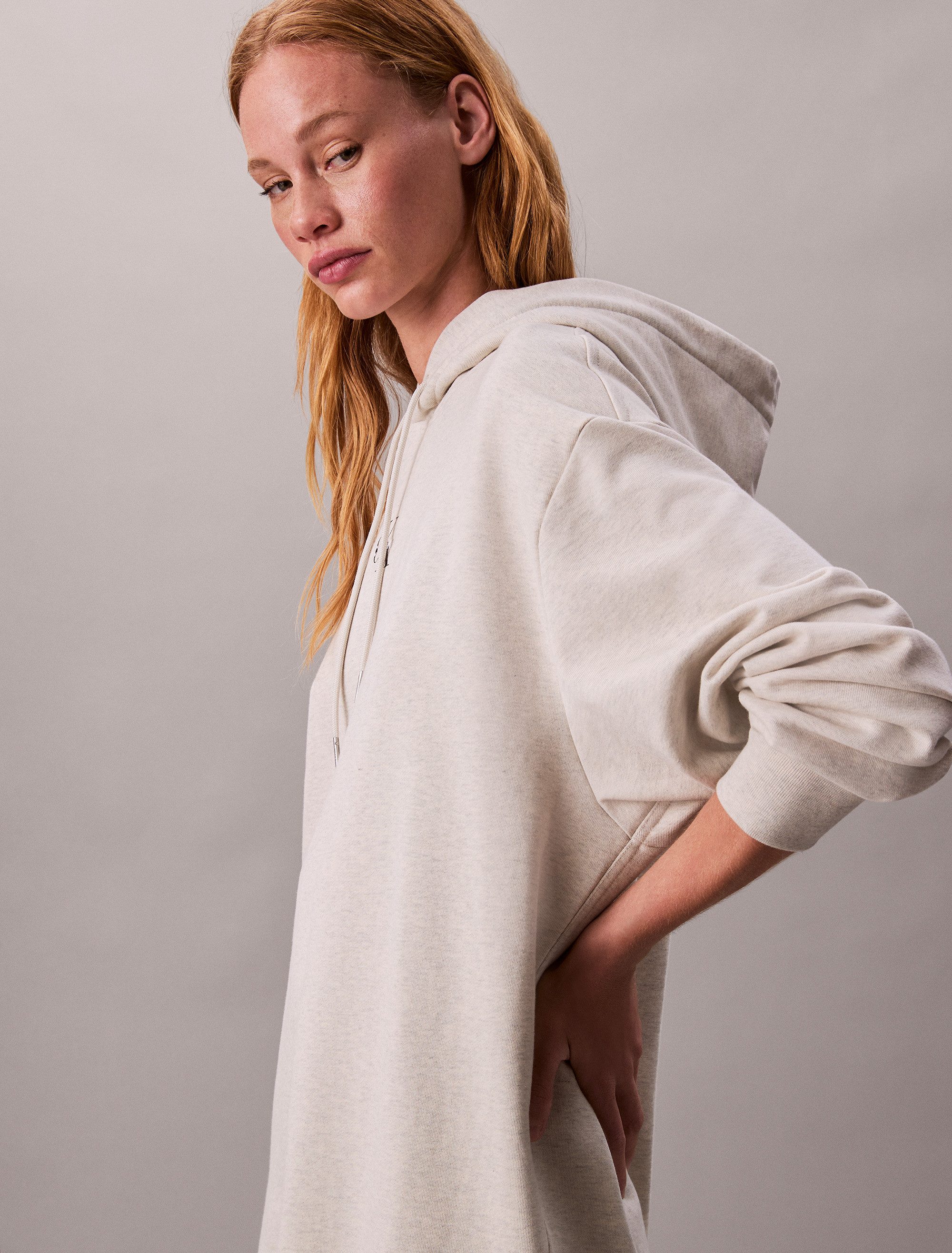 Calvin Klein Jeans Sweatkleid LS MONOLOGO PREMIUM TERRY HOODIE Mit Rundhalsausschnitt, loose fit
