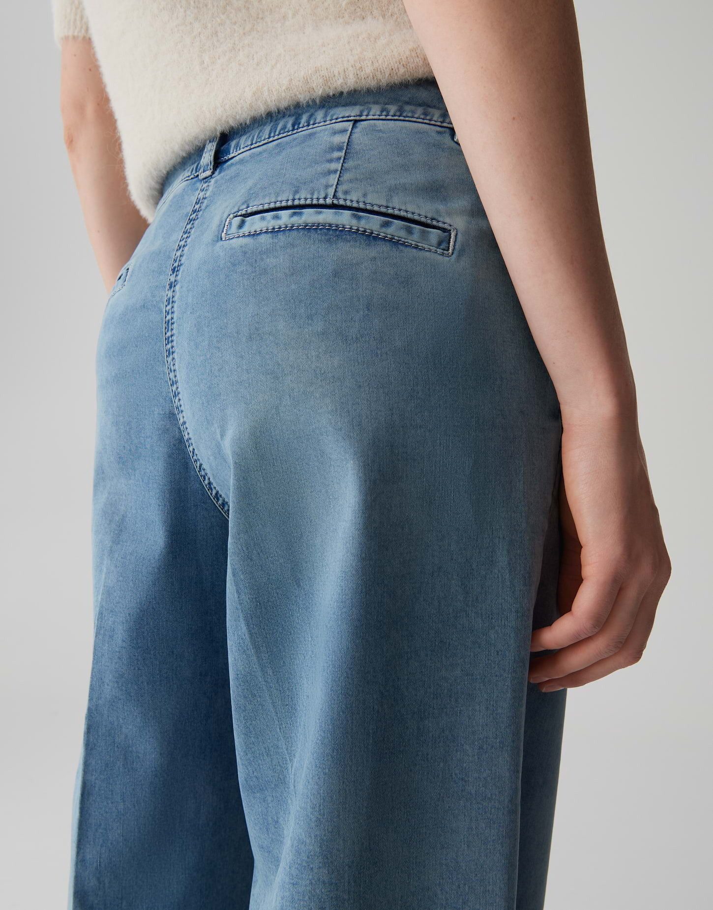 OPUS PANTS Weite Jeans MOIRA MELODY aus Dry Indigo® Mid Rise Wide Leg, Long, Bügelfalten