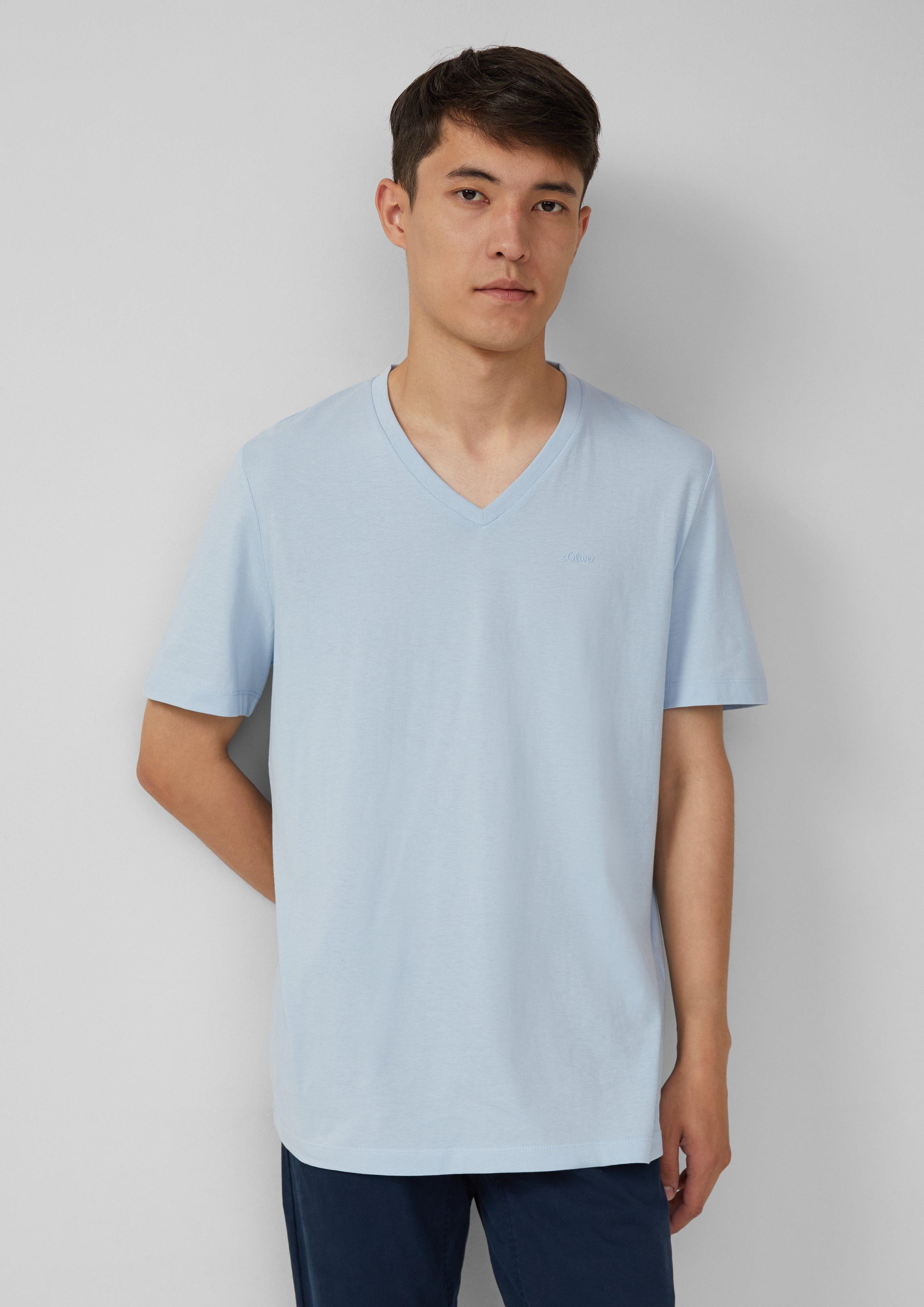 s.Oliver Kurzarmshirt Baumwoll-T-Shirt mit V-Ausschnitt und günstig online kaufen