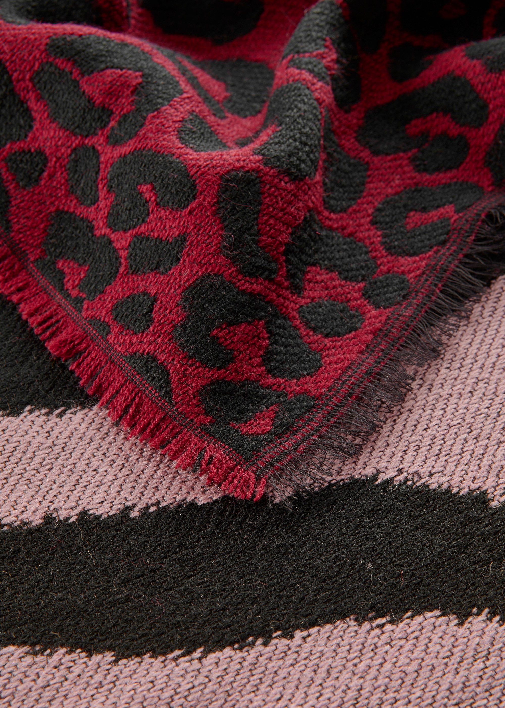 Codello Schal Codello Jaquard Schal mit Animal Mix, Animal Mix Print