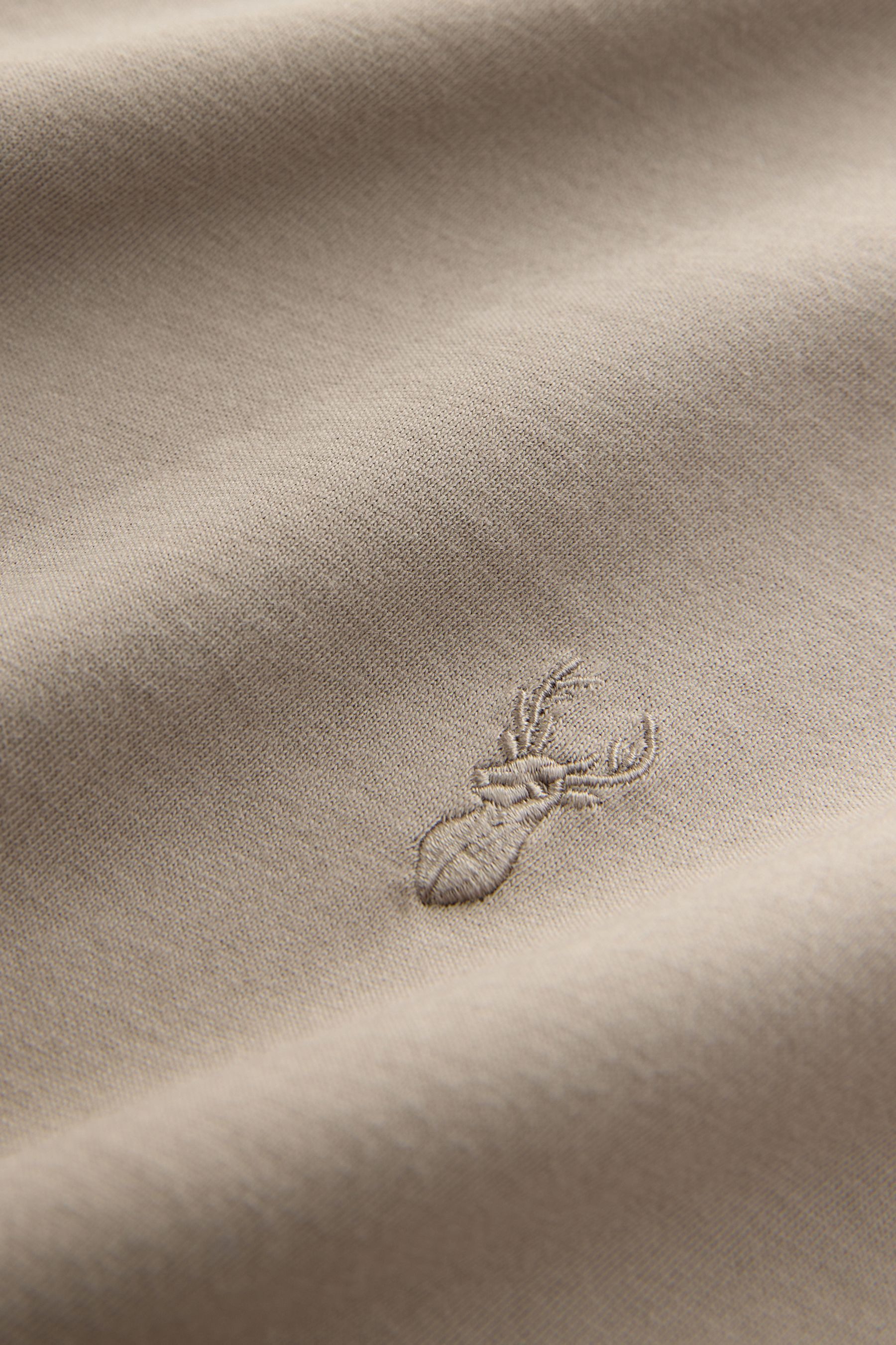 Next T-Shirt T-Shirt mit Hirschmotiv im Regular-Fit (1-tlg)
