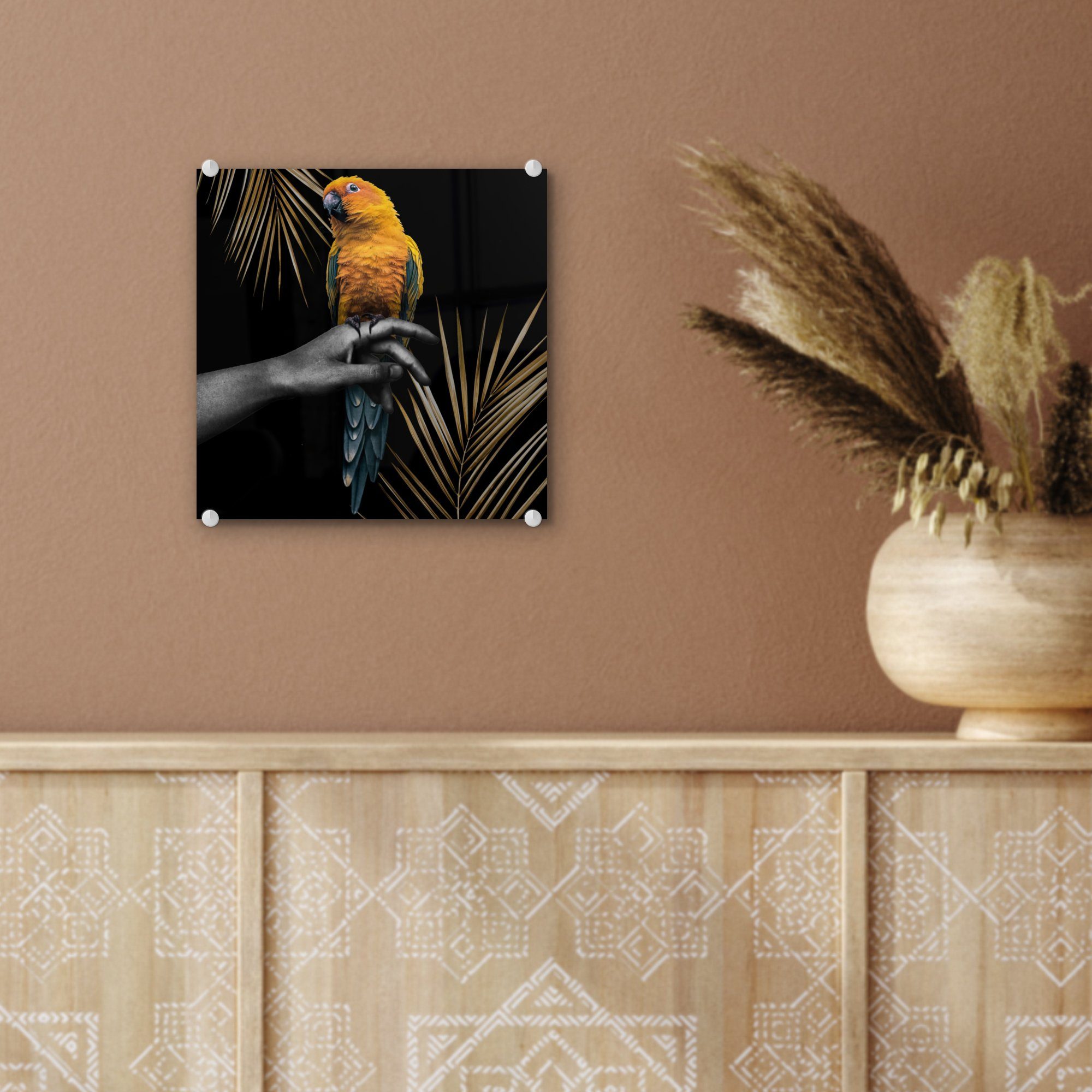 (1 - Papagei Foto - auf Bilder Acrylglasbild Farn, Hand - St), Vogel - Glas - auf Glasbilder Glas Wanddekoration MuchoWow - Wandbild