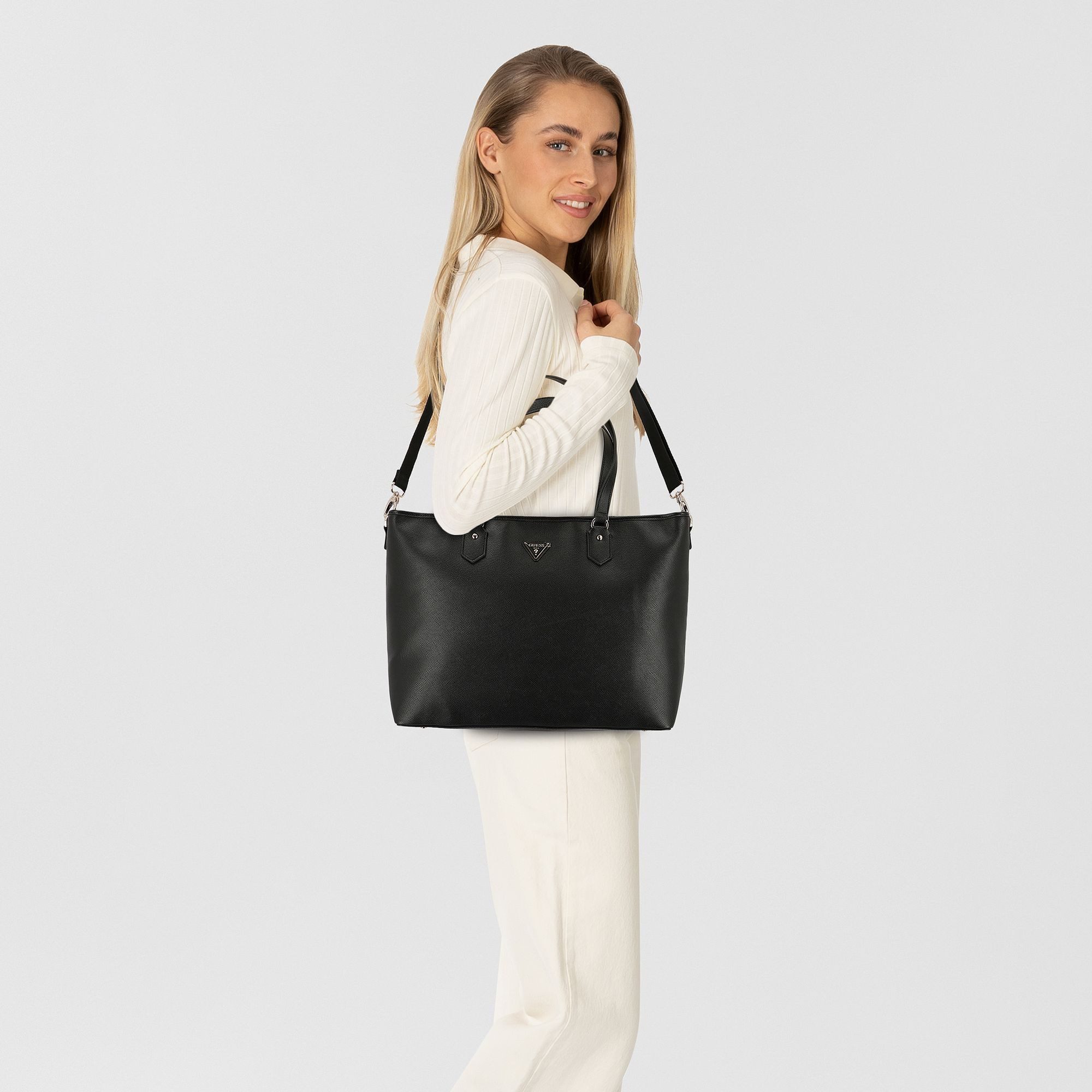 Guess Schultertasche Norom, Polyurethan
