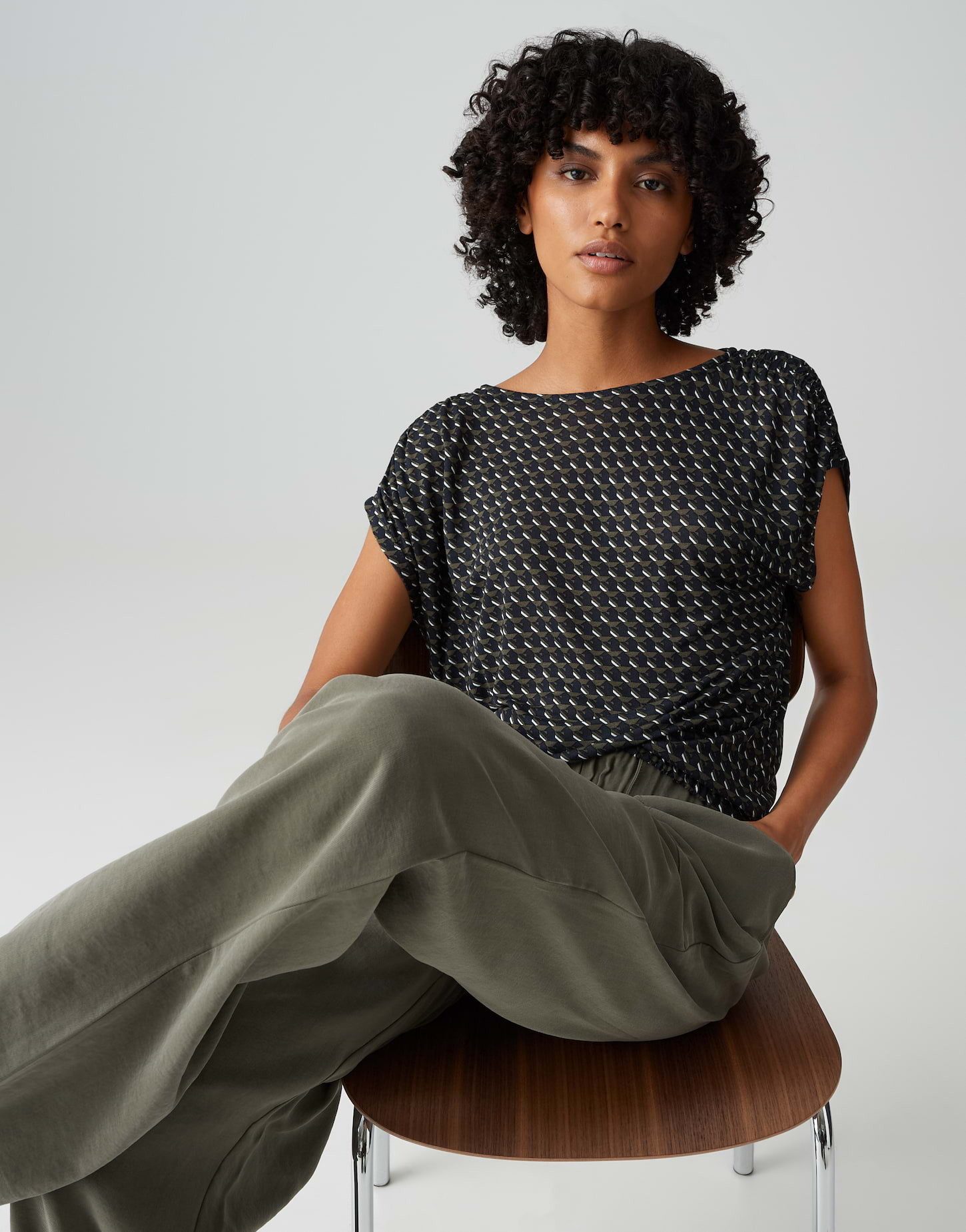 OPUS Print-Shirt SEKADI MINIMAL aus fließender Viskose