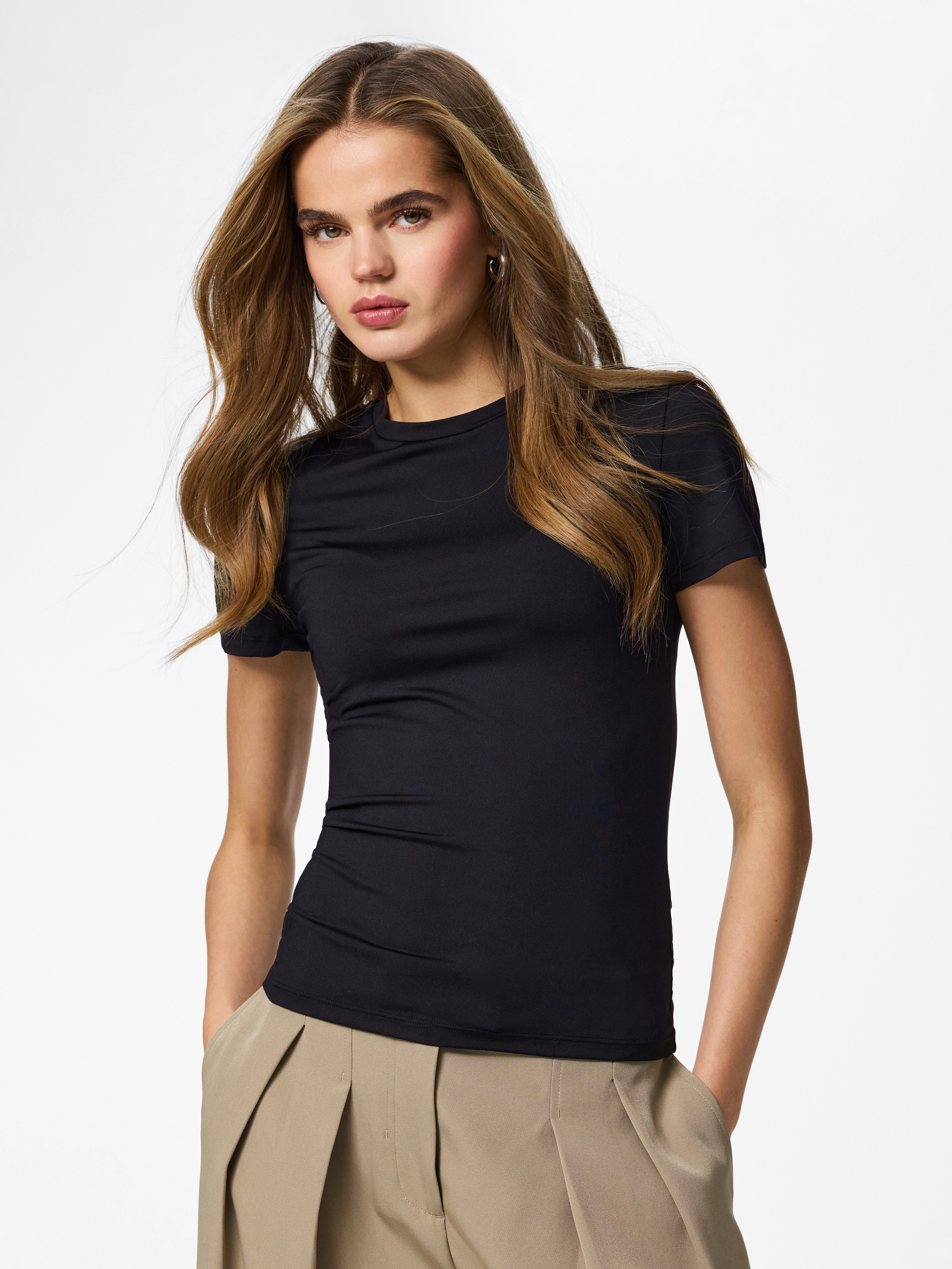 pieces Kurzarmshirt PCLULA SS TEE JRS NOOS Materialmix