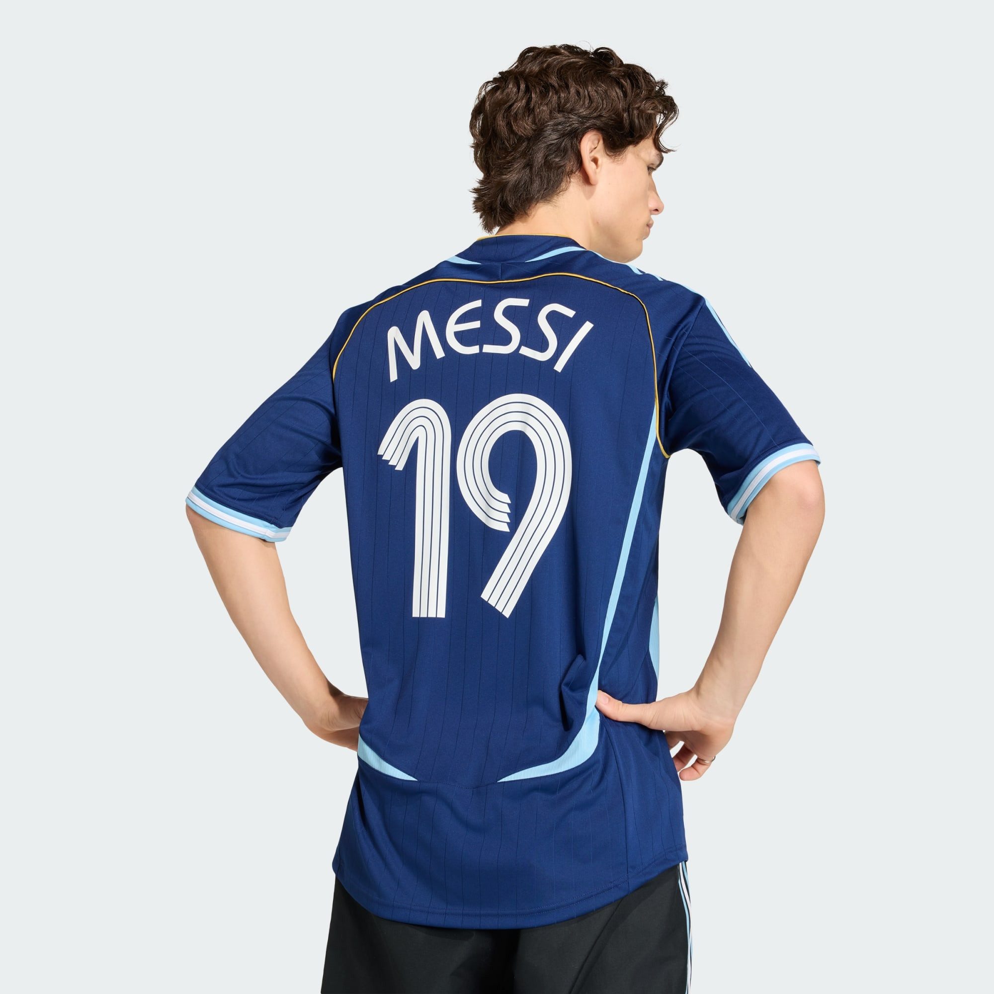 adidas Performance Fußballtrikot ARGENTINIEN 2006 MESSI AUSWÄRTSTRIKOT (1-tlg)