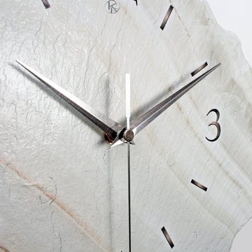 Kreative Feder Wanduhr Design-Wanduhr aus Stein (Beton) „Marmor-Optik weiß“ (Funk- oder Quarzuhrwerk; ohne Ticken; elegant, außergewöhnlich, modern)