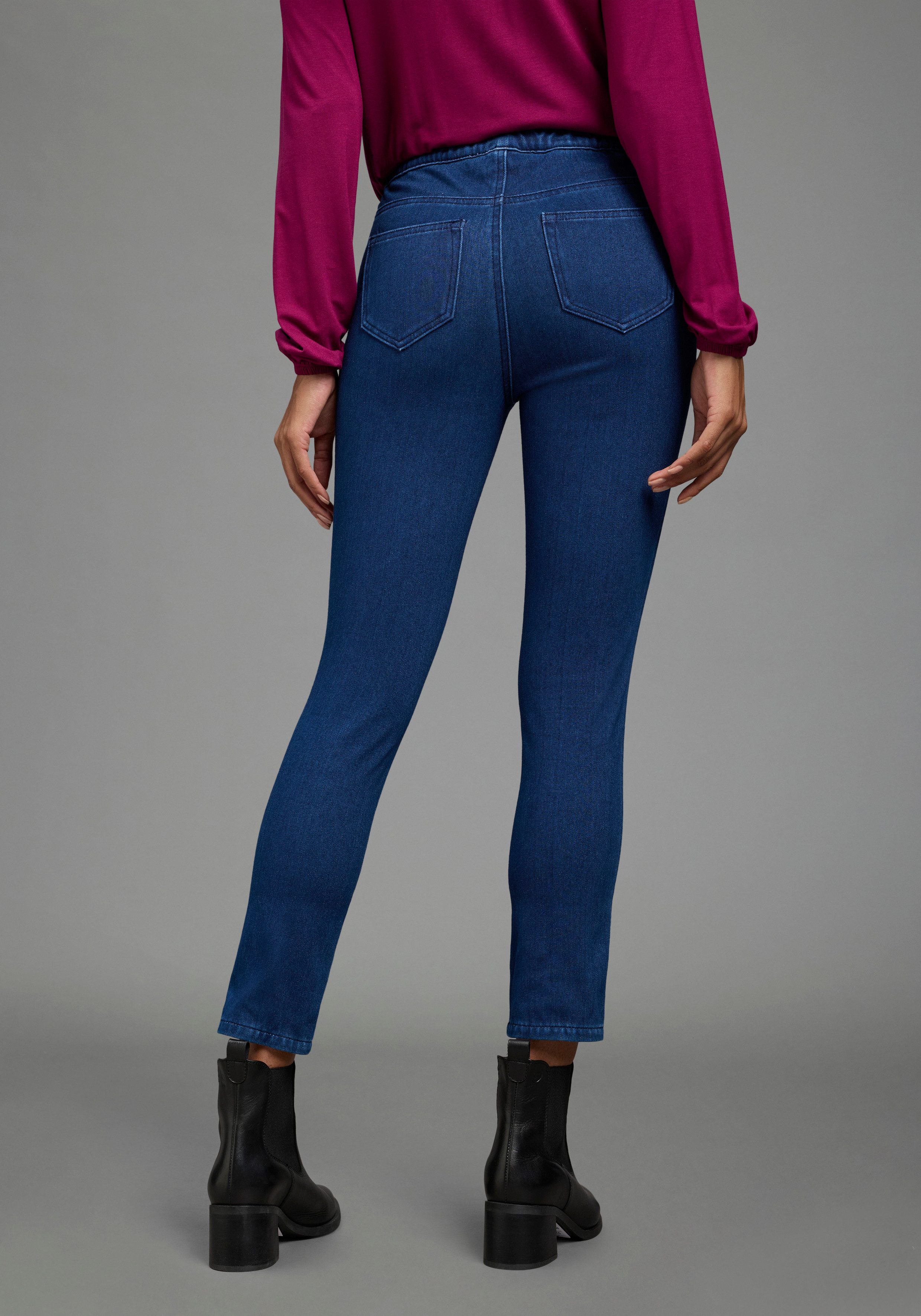 Arizona Jeansjeggings im 4 Way Stretch, Quer- und Längselastisch, 7/8 extra-enger Skinny-Fit, normale Leibhöhe, 7/8-Länge