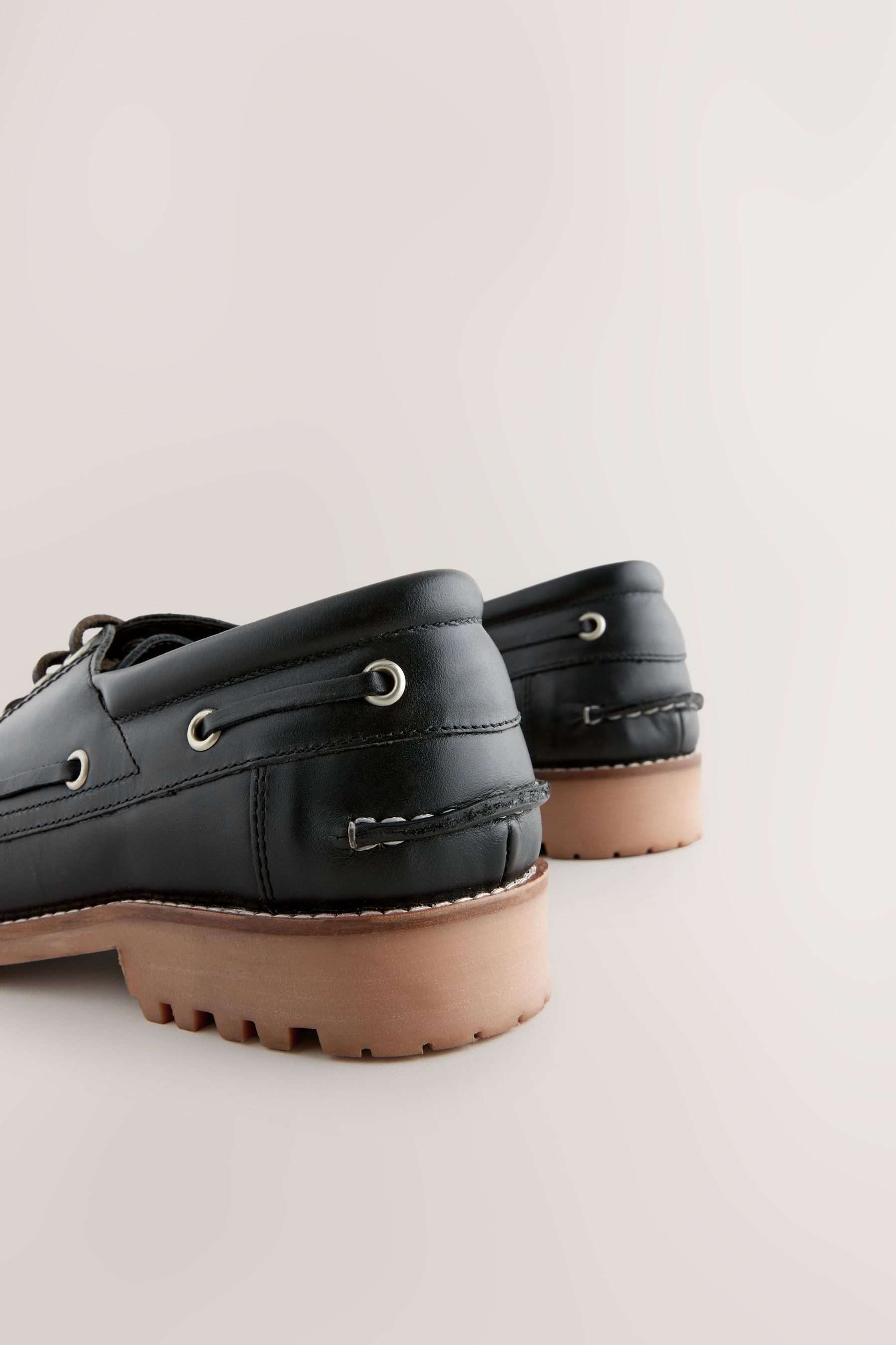 Next Bootsschuhe aus Leder mit Profilsohle Bootsschuh (1-tlg)