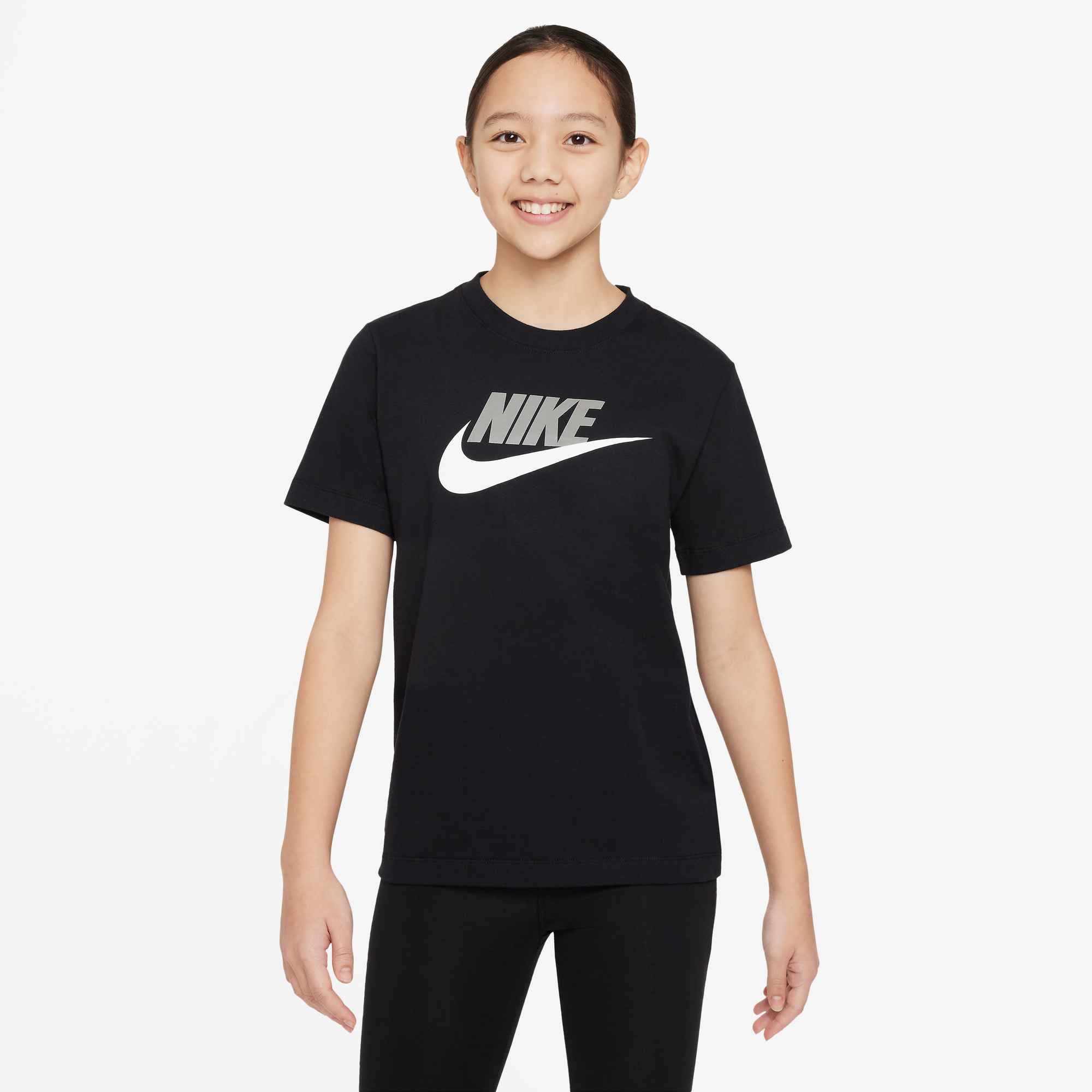 Nike Sportswear T-Shirt K NSW TEE FUTURA HBR für Jugendliche, sportlicher Stil, Kurzarm, Rundhalsausschnitt