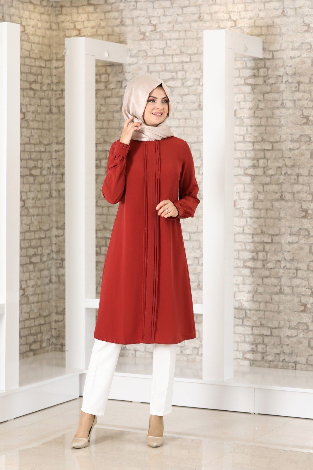 Modavitrini Longtunika Damen Tunika gerippte Hijab Tunika lange Tunika Modest Fashion mit Kragen Ziegelsteinrot