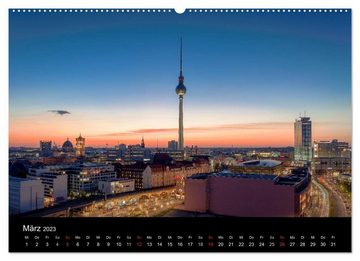 CALVENDO Wandkalender Die Blaue Stunde in Berlin (Premium, hochwertiger DIN A2 Wandkalender 2023, Kunstdruck in Hochglanz)