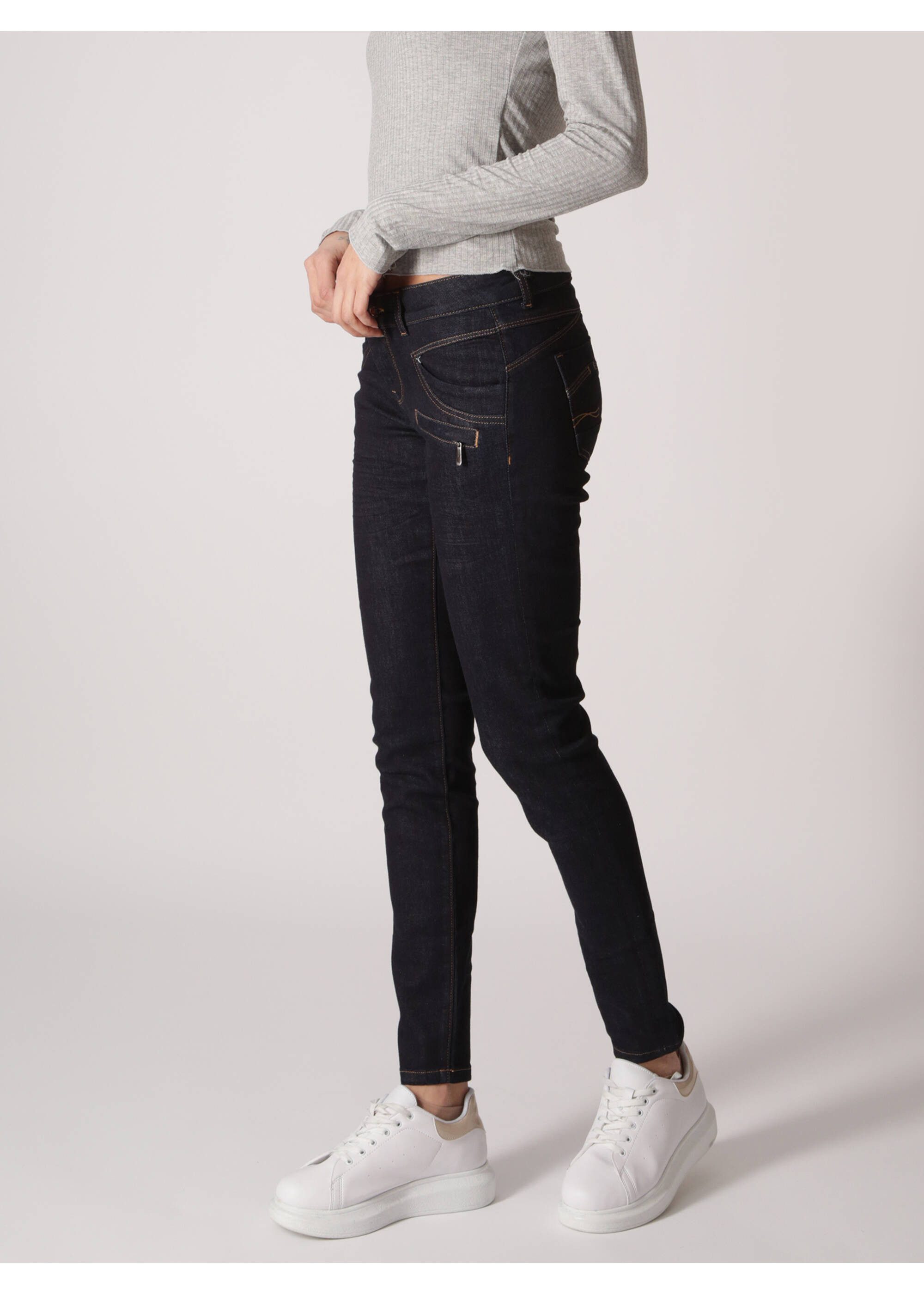 Miracle of Denim Stretch-Jeans MOD JEANS SUZY raw denim AU22-2012.1836