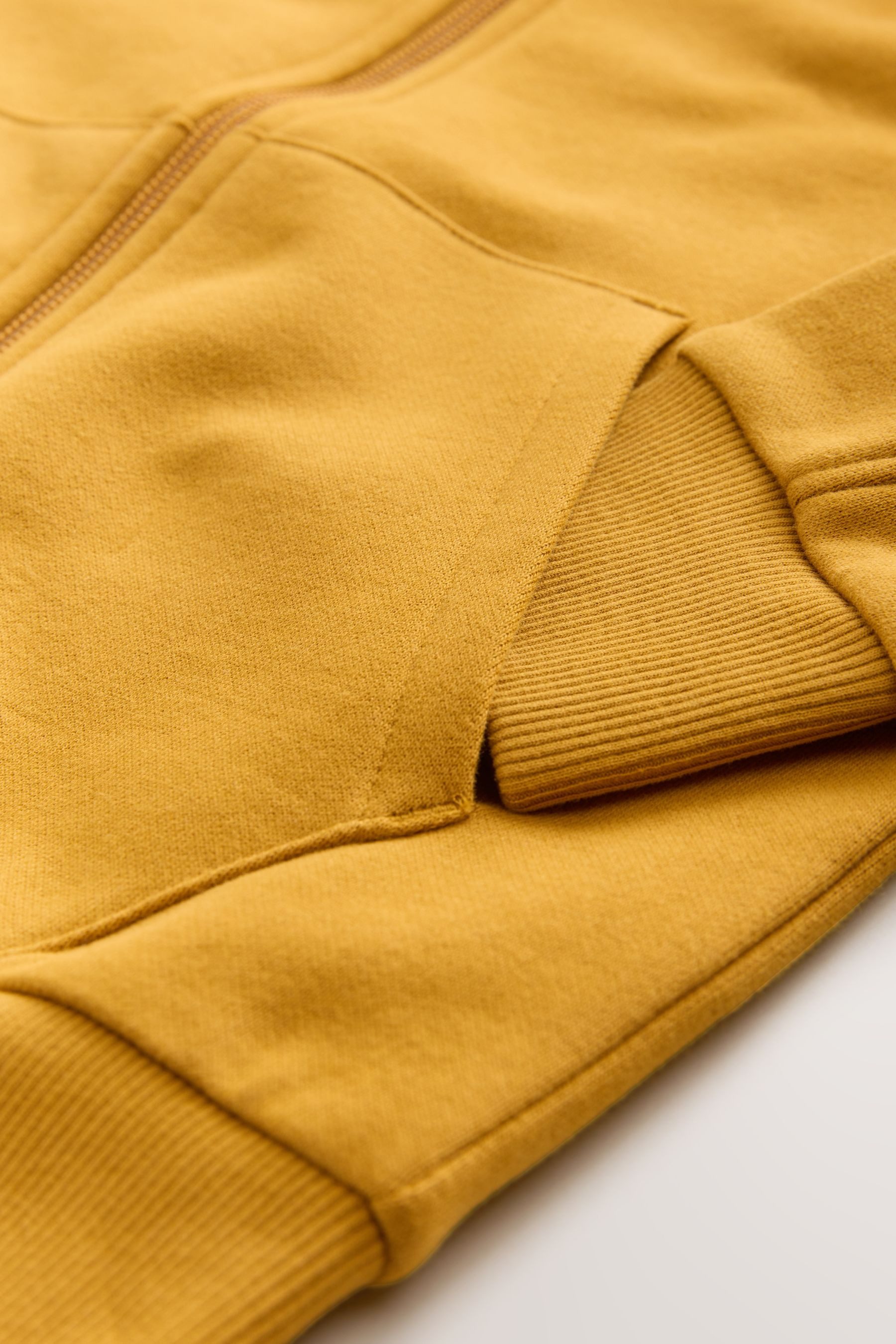 Next Hoodie Kapuzenjacke mit Reißverschluss und Hirsch (1-tlg)