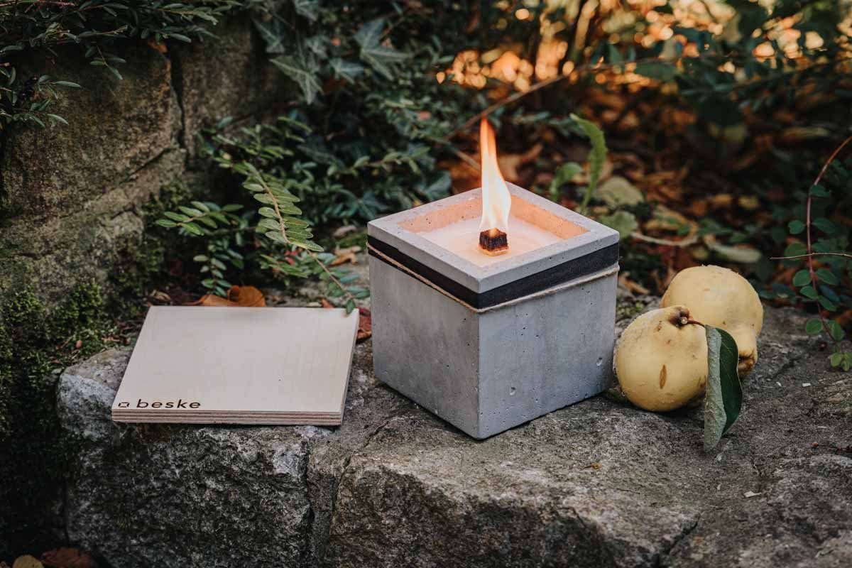 Outdoorkerze - Tischfeuer Kerzenfresser mit Dauerdocht Fuego beske (17x17x17), Betonfeuer® Unendliche Brenndauer