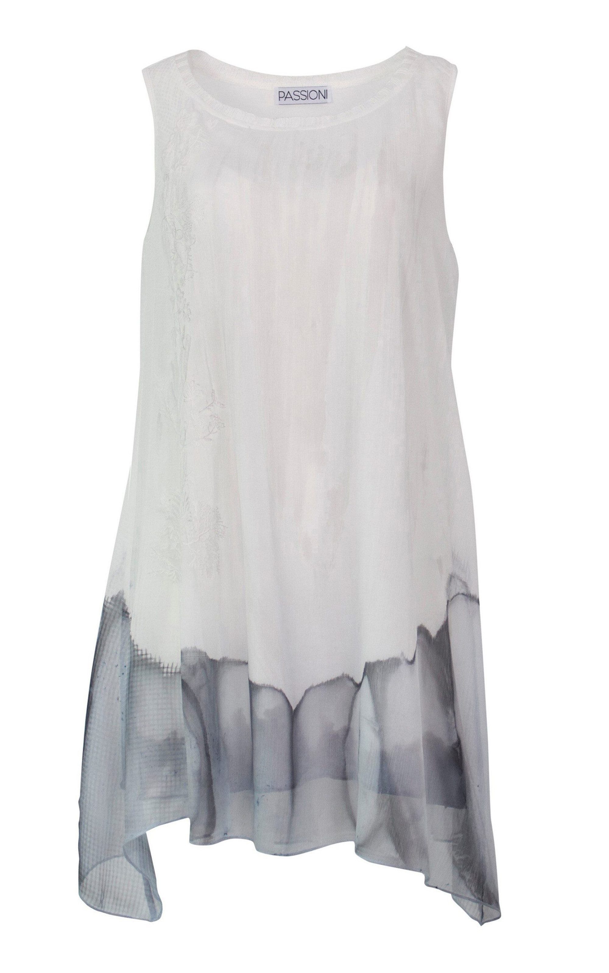 Passioni Chiffontunika in Weiß, mit abstraktem Print und Blumenstickereien