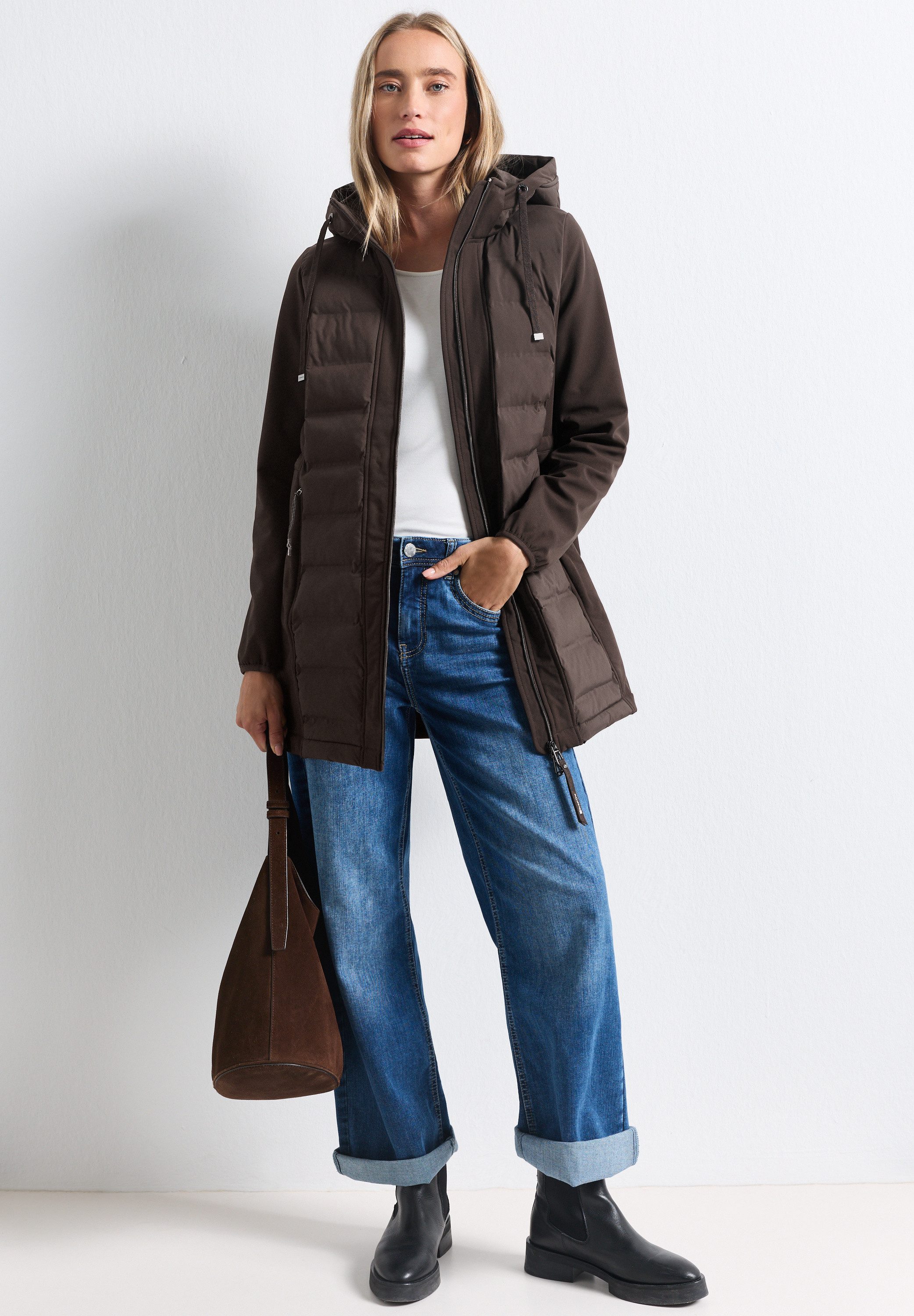 STREET ONE Softshelljacke mit Tunnelzug im Bund zum Taillieren