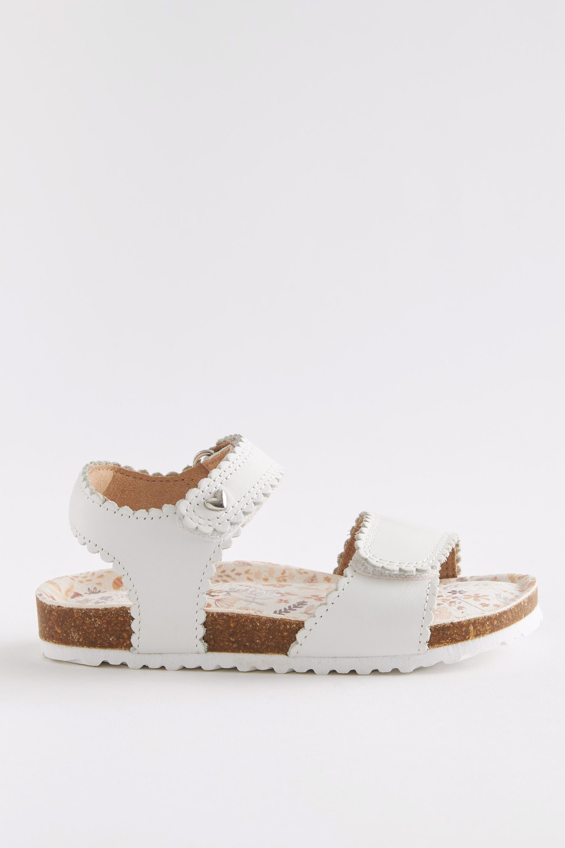 Next Sandale mit Kork-Fußbett, Breite Passform Sandale (1-tlg) White Leather