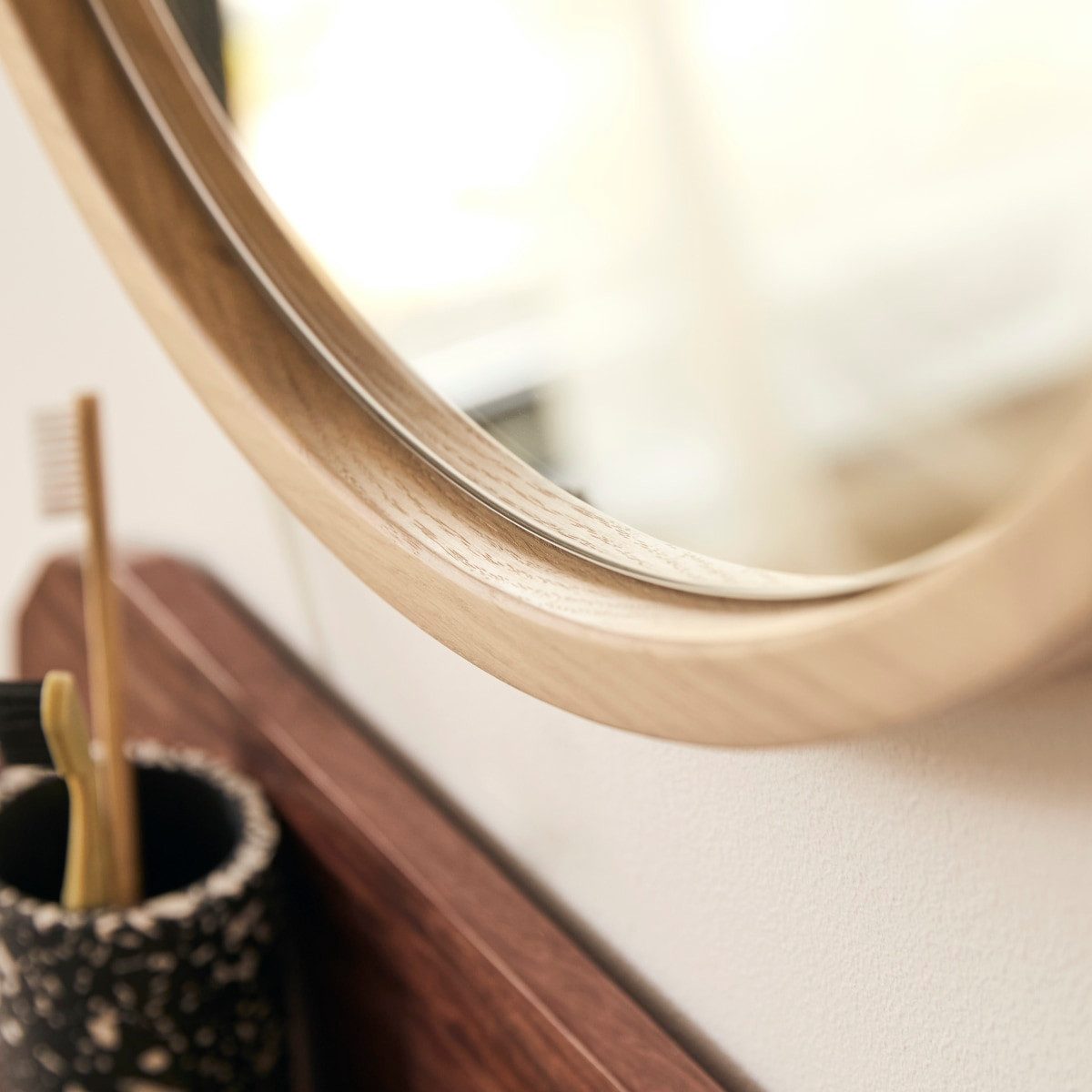 Tikamoon Spiegel Spiegel Fanie aus massivem Eichenholz 50 × 50