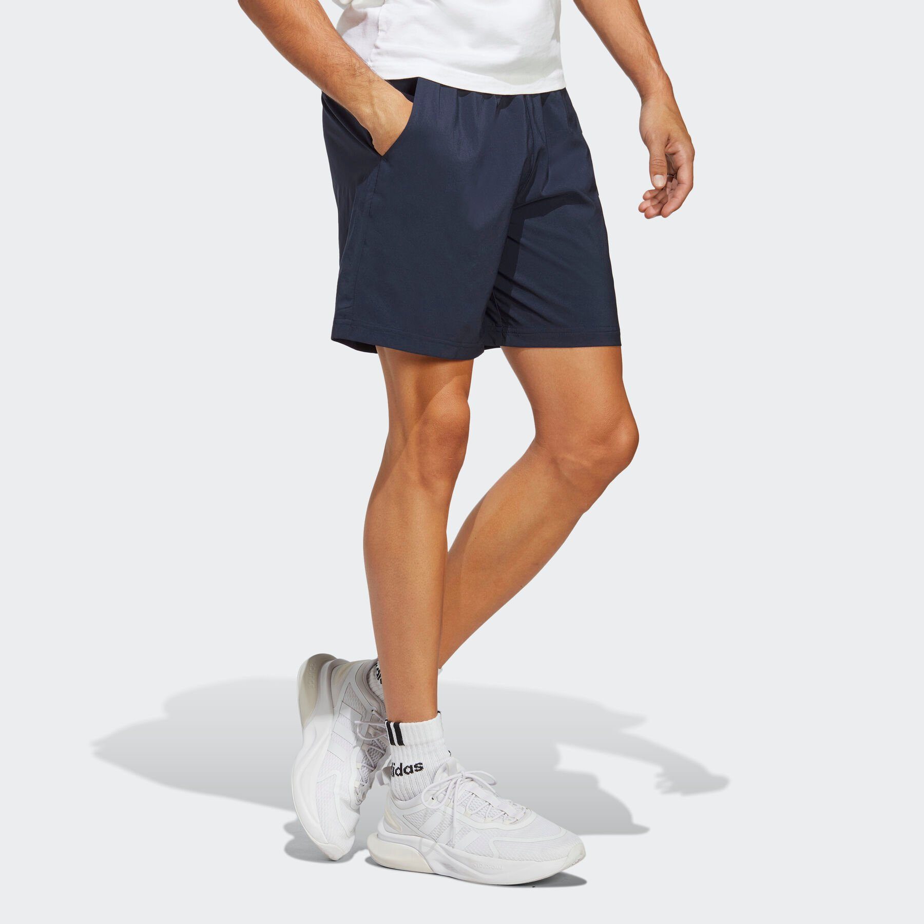 AEROREADY CHELSEA LOGO Legend LINEAR Shorts (1-tlg) ESSENTIALS Sportswear adidas Ink