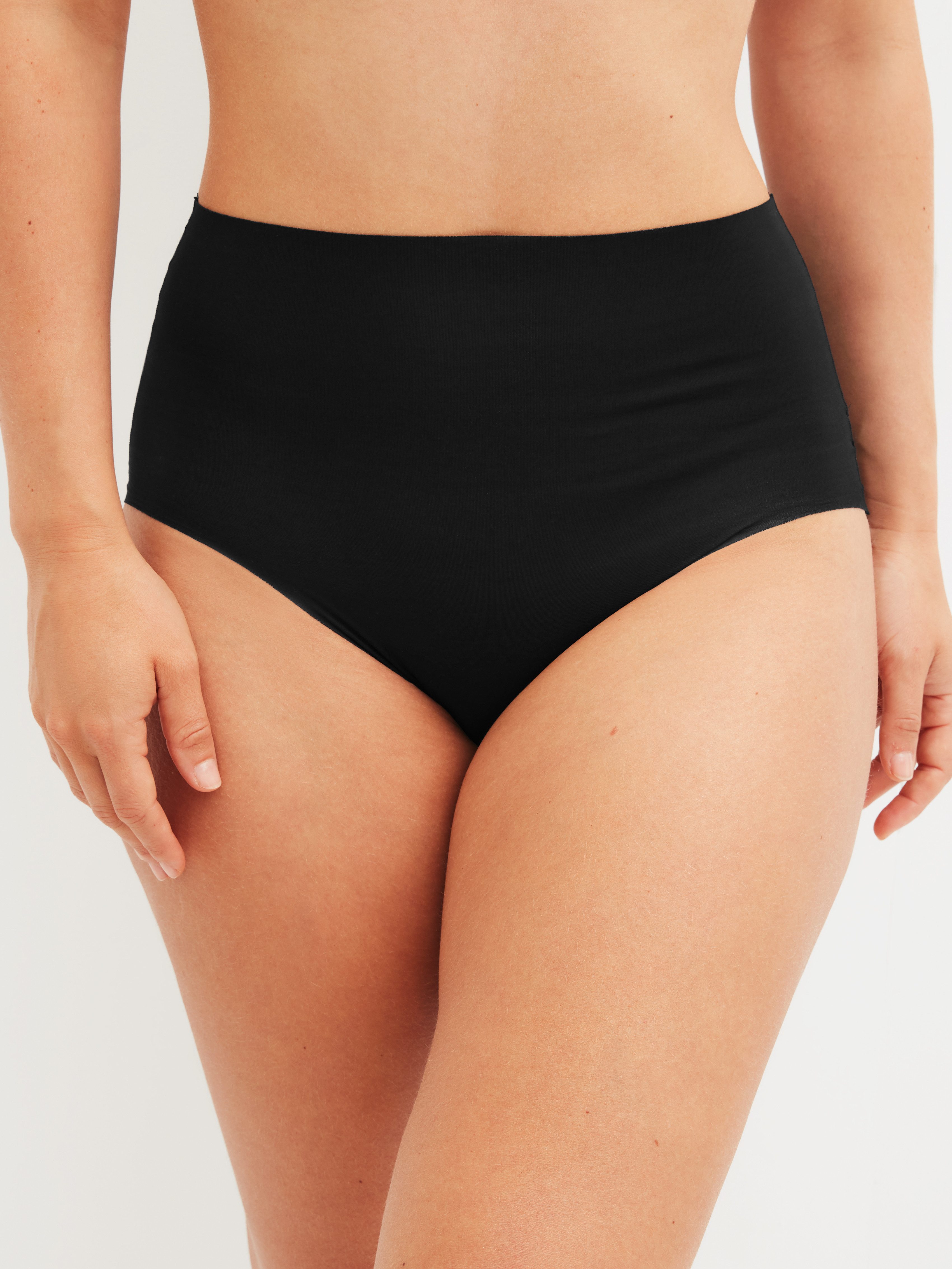 CALIDA High-Waist-Slip Natural Skin mit hohem Bund, flache Abschlüsse, Interlock-Qualität