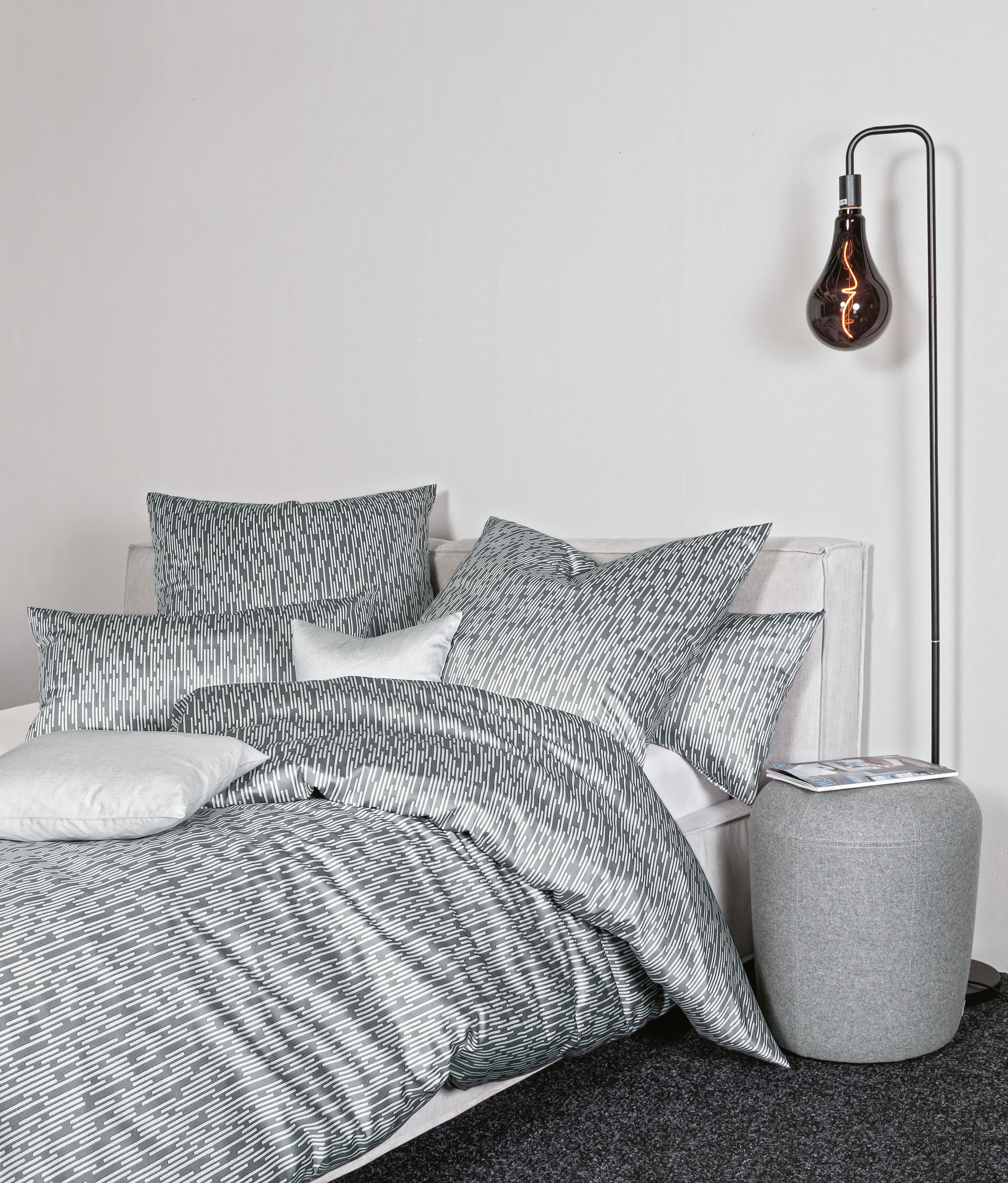 Janine Mako-Satin Bettwäsche MILANO 45097 opalgrau Größe:  155x220 cm + 80x günstig online kaufen
